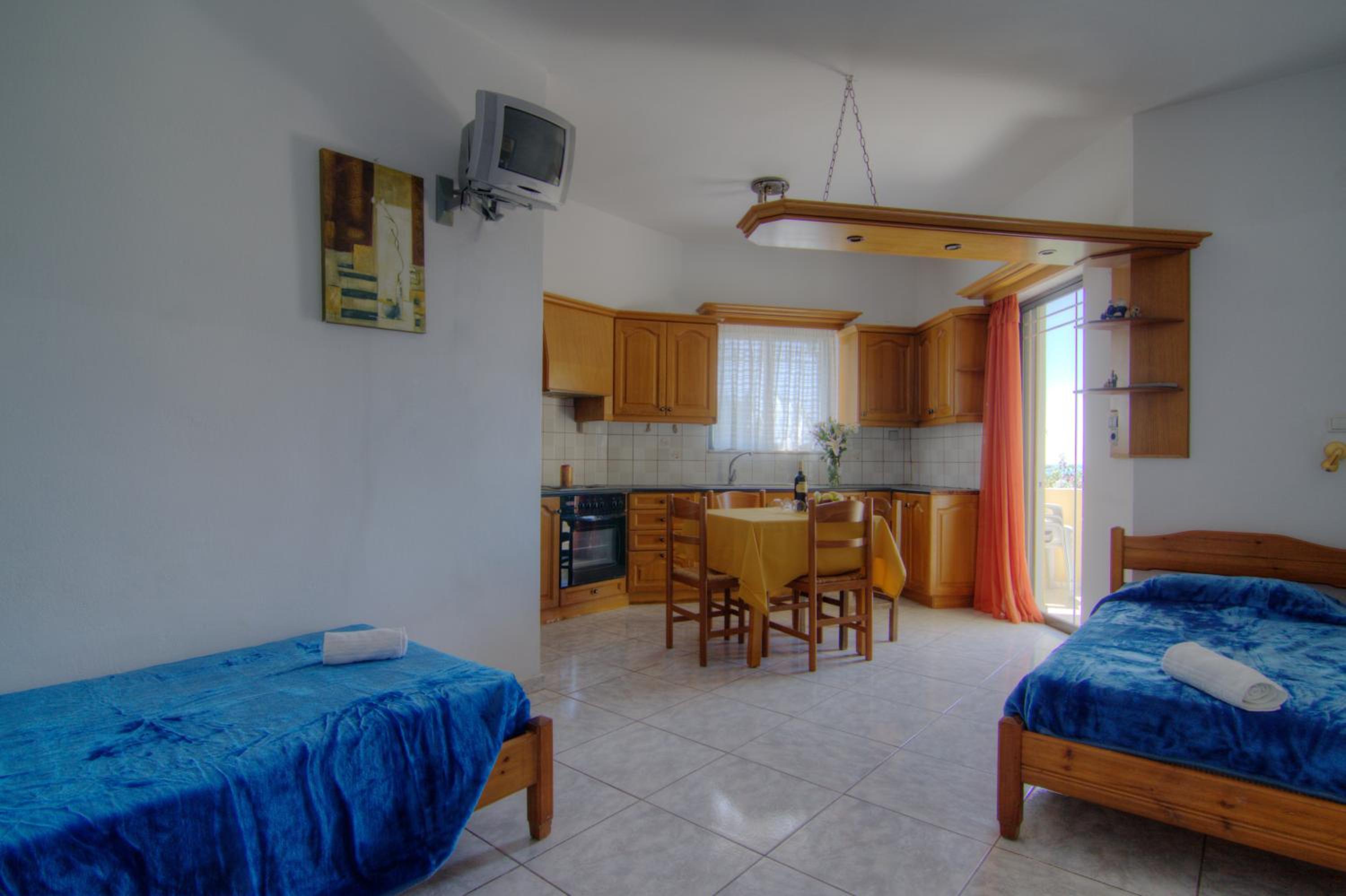 One-Bedroom Apartment with Sea View
