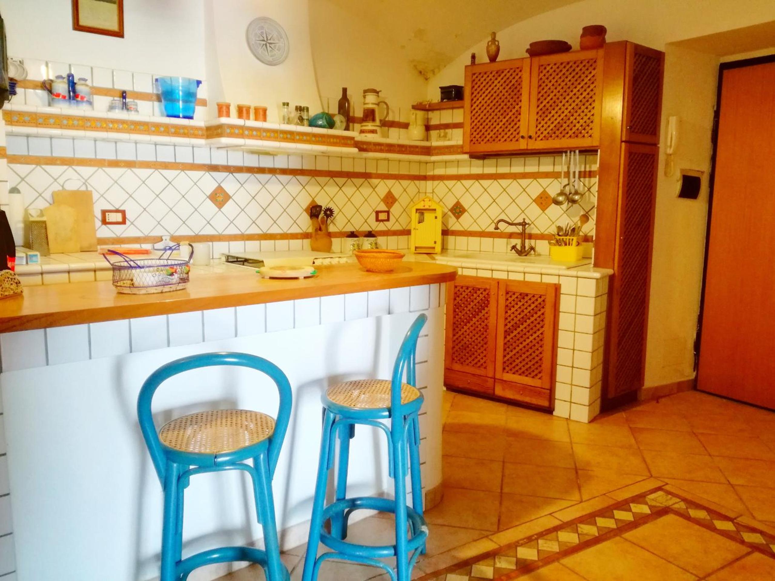 Apartment with Terrace - Photo 15