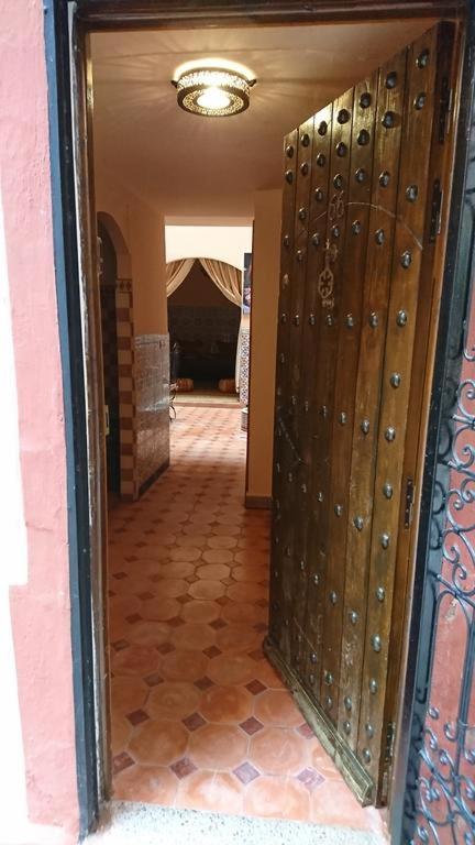 Three-Bedroom House - Photo 5