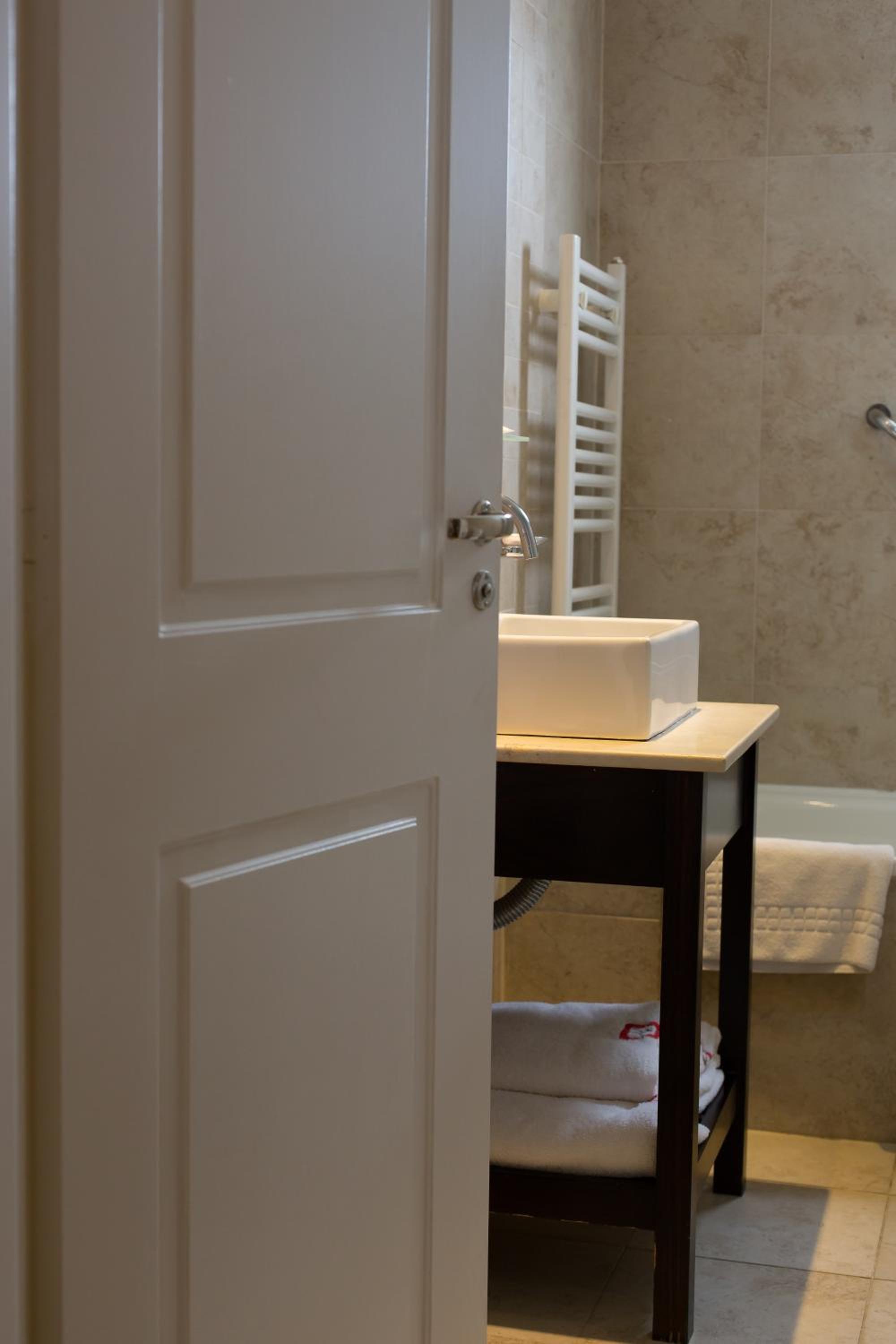 Apartment, 1 Double or 2 Twin Beds, Private Bathroom (2 PAX)
