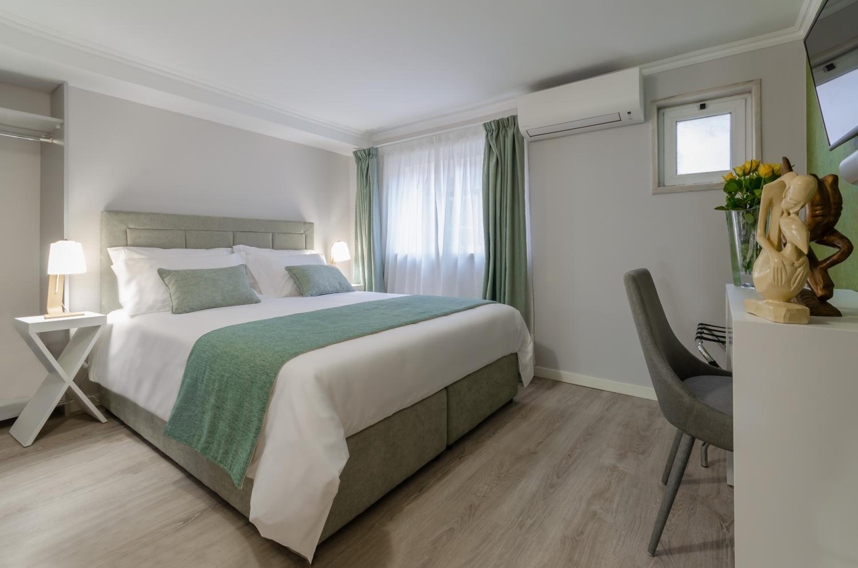 Economy Double Room photo 1