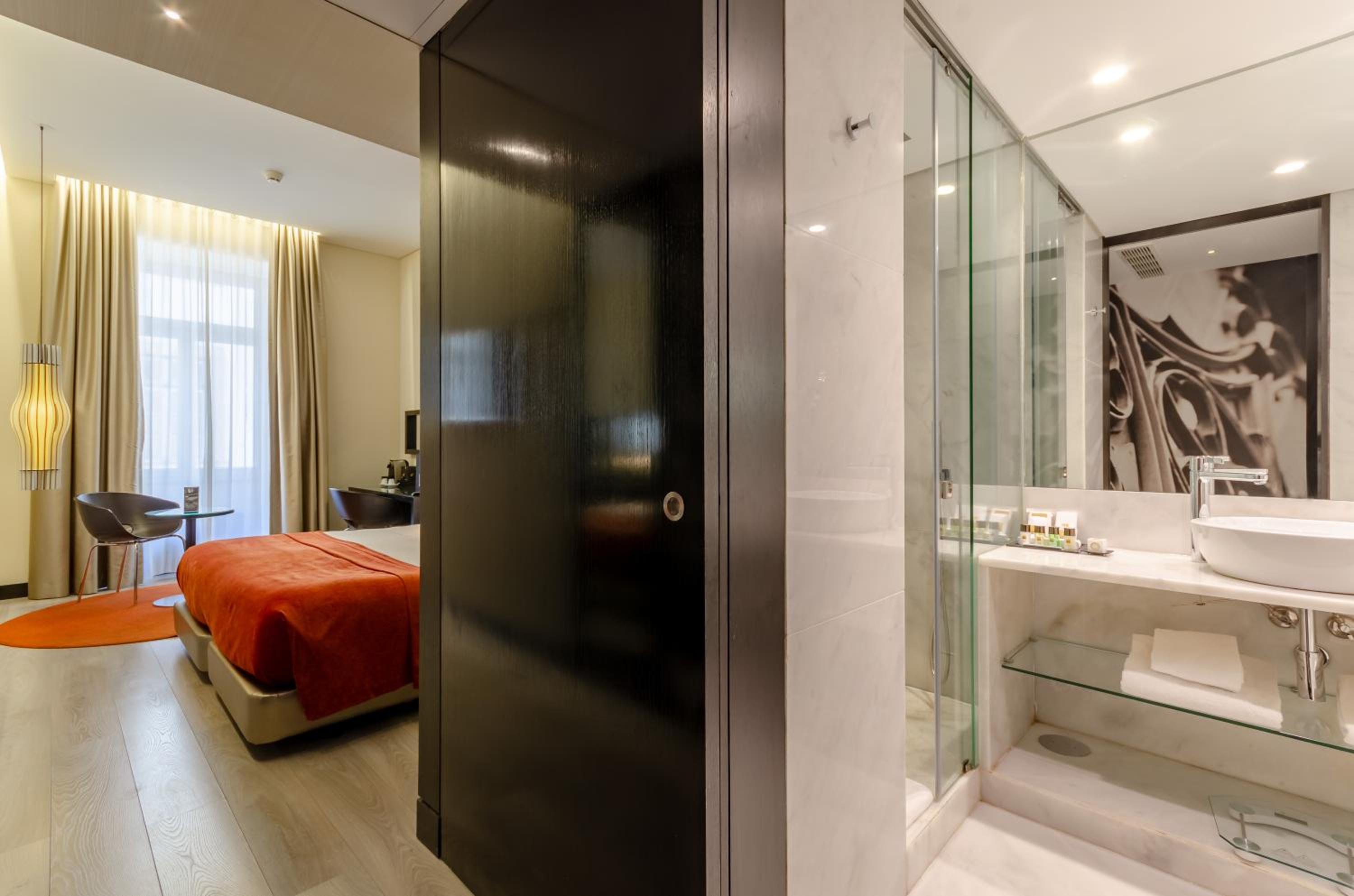 Comfort Double Room with Street View