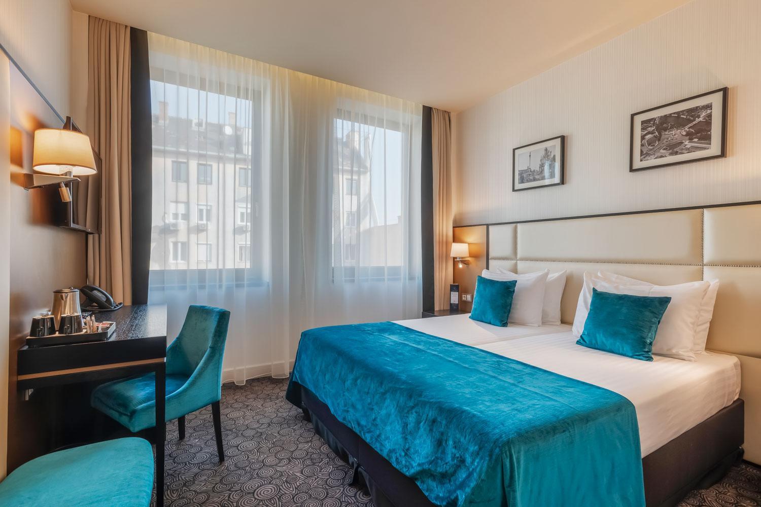 Standard Double or Twin Room photo 1