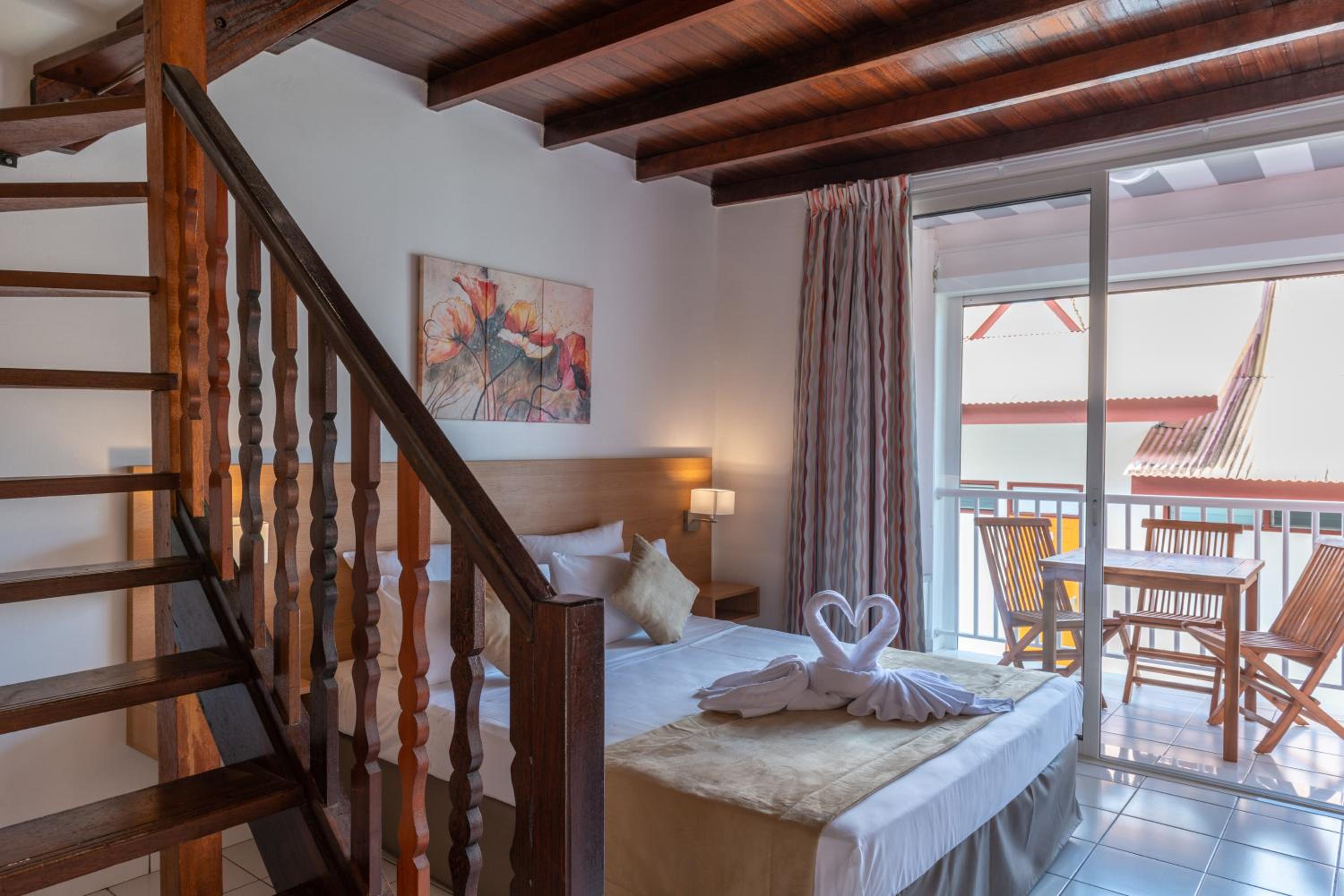 Lodge with mezzanine