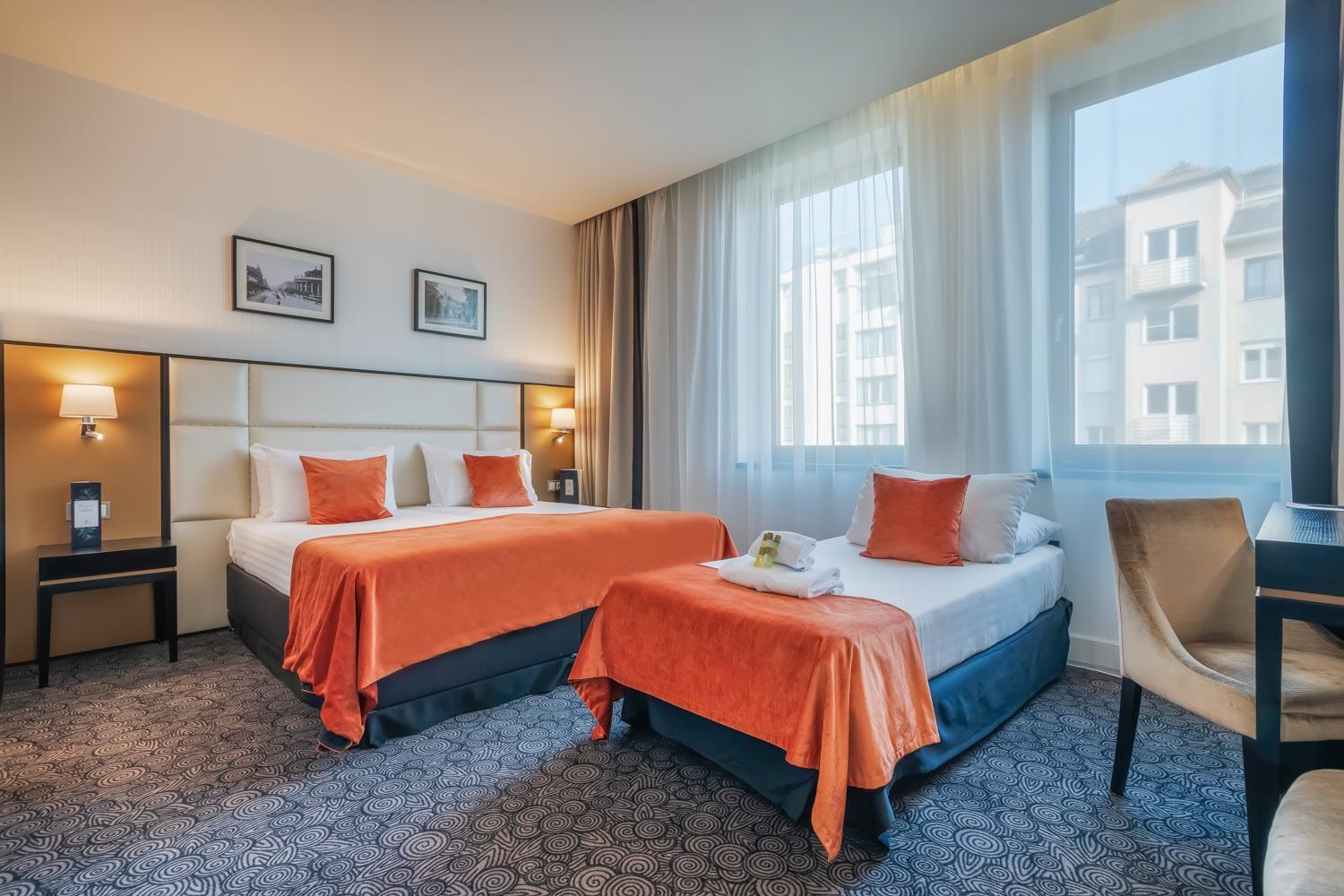 Double or Twin Room with Extra Bed photo 3