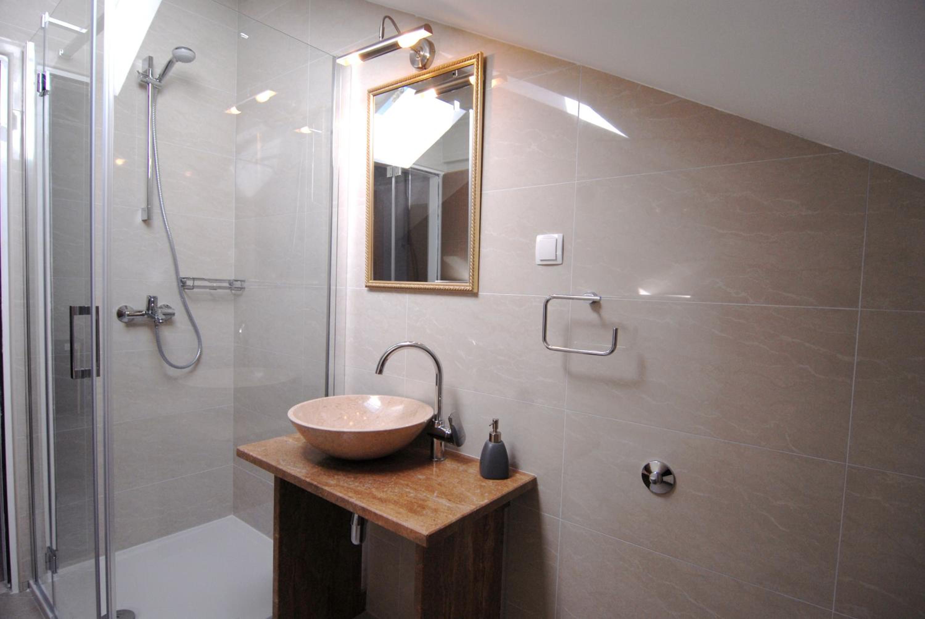 Double or Twin Room with Side Sea View photo 3