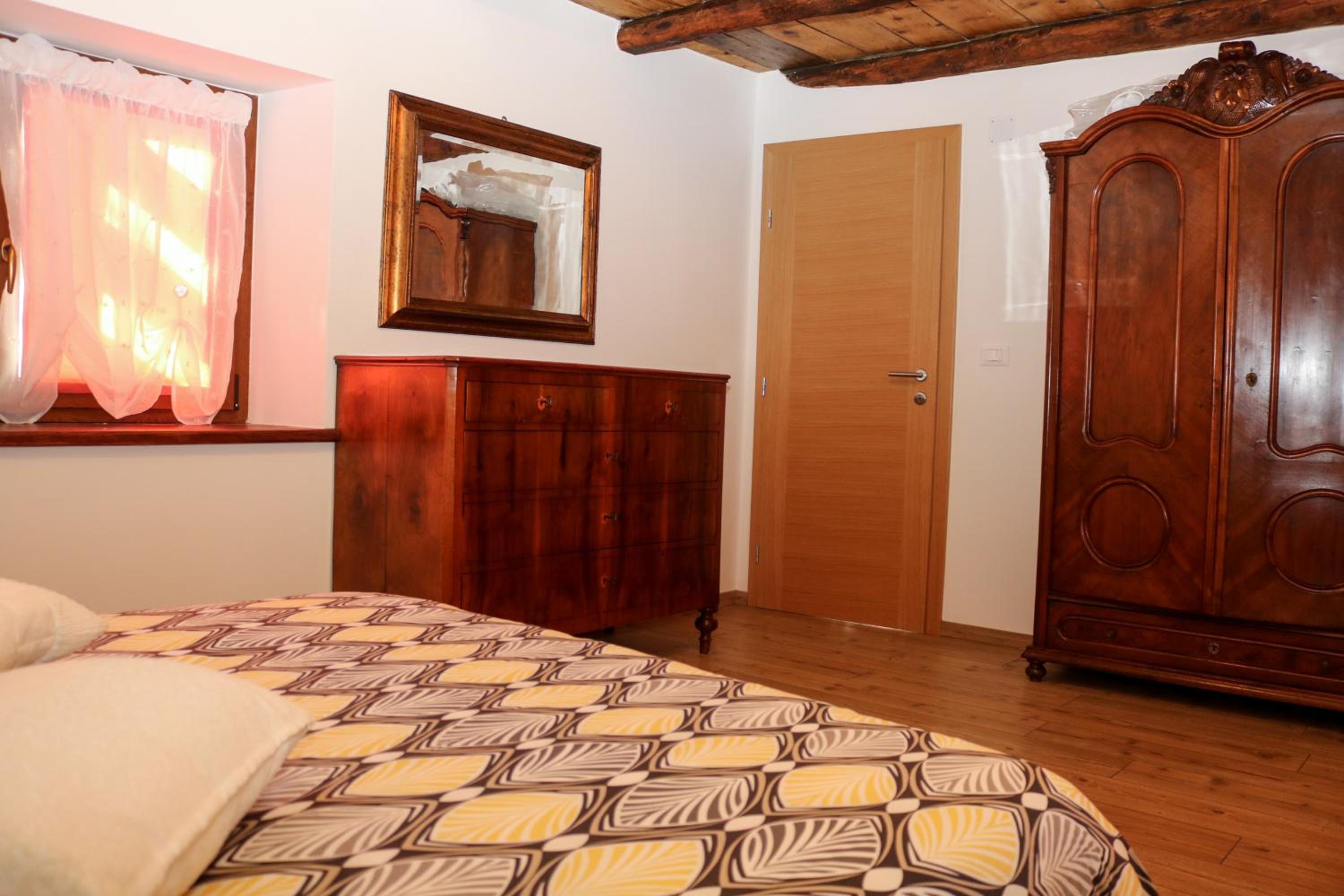Two-Bedroom House photo 3