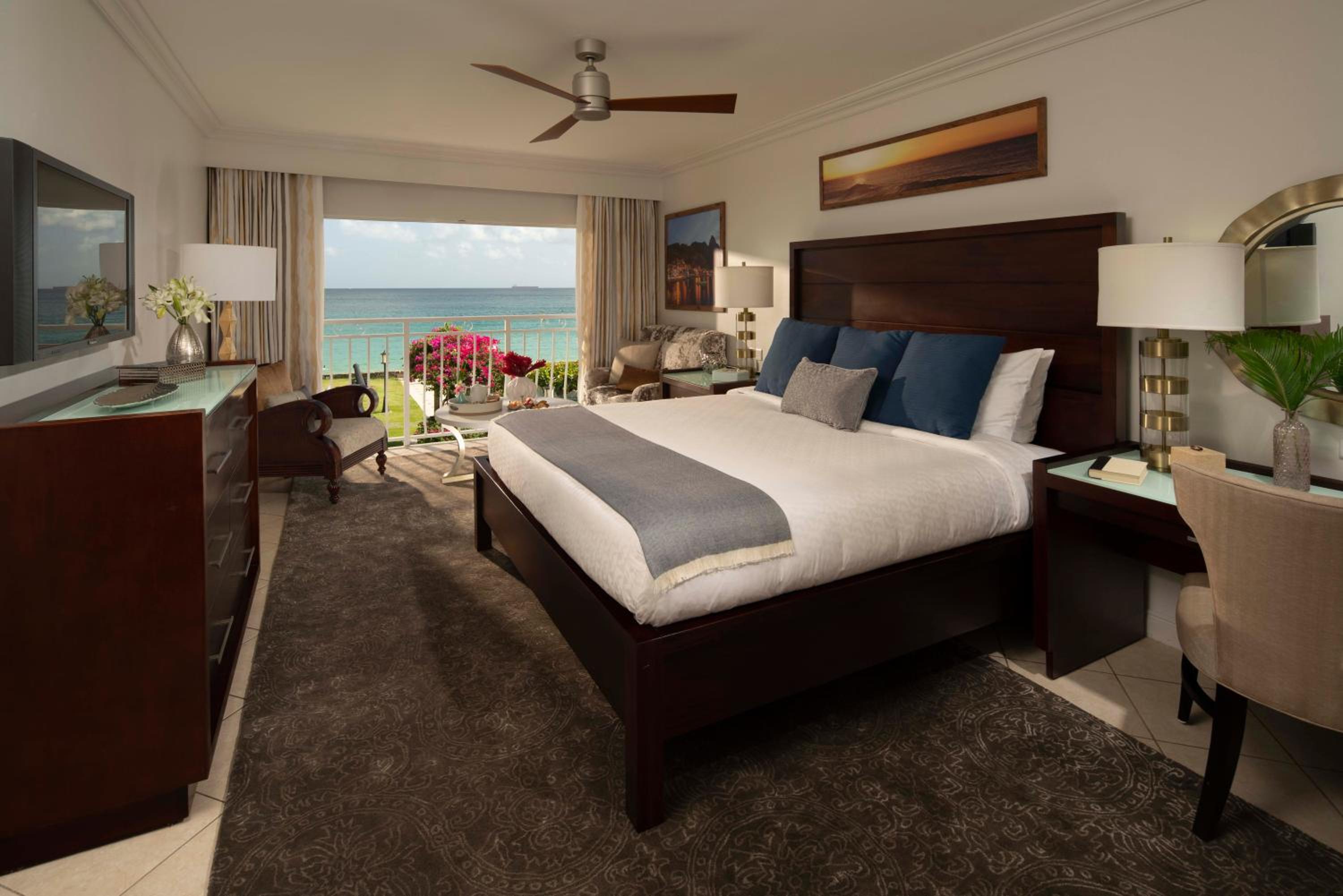 Emerald Oceanfront Room
