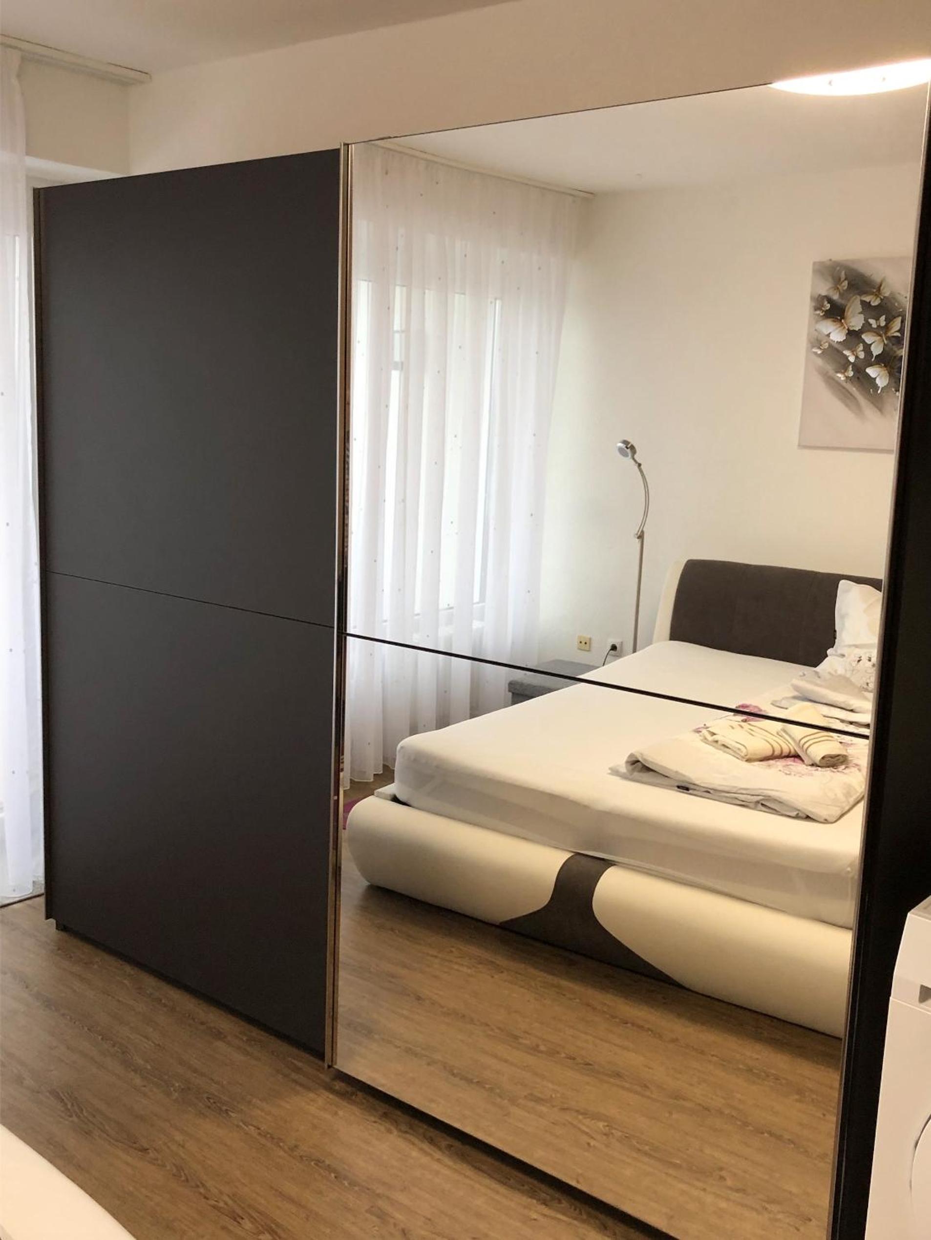 One-Bedroom Apartment - Photo 12