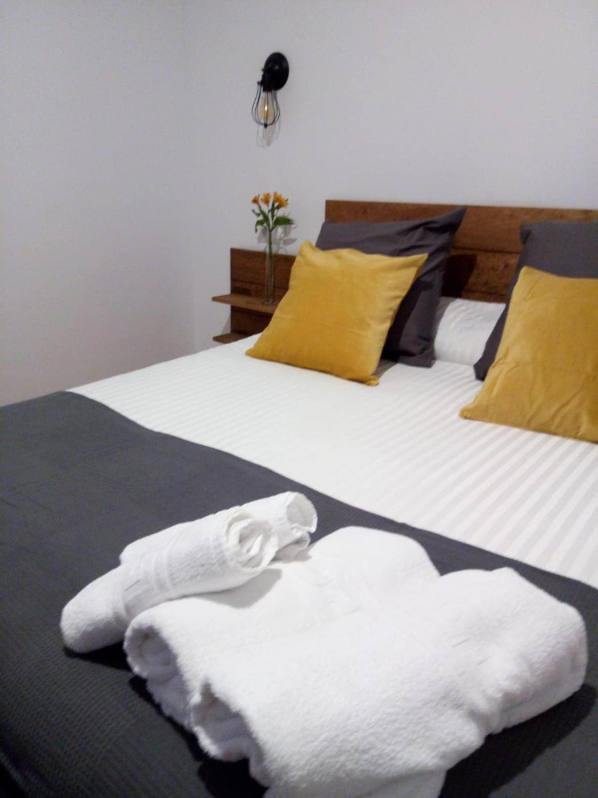 Double Room - Photo 3