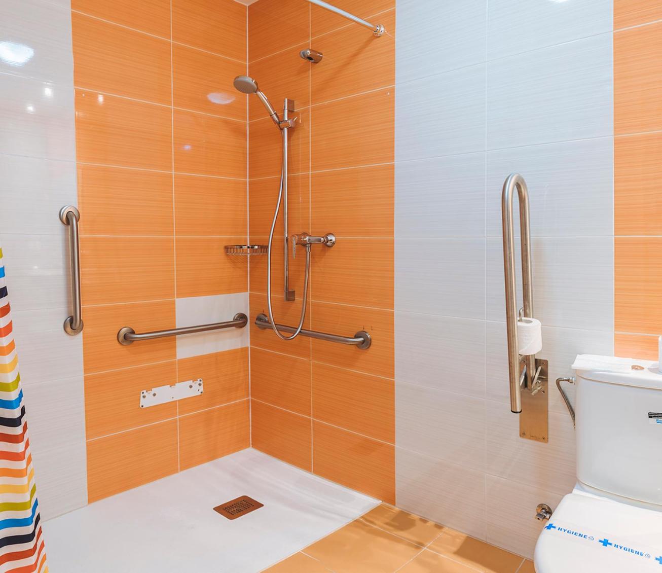 Single Room with Shared Bathroom photo 2