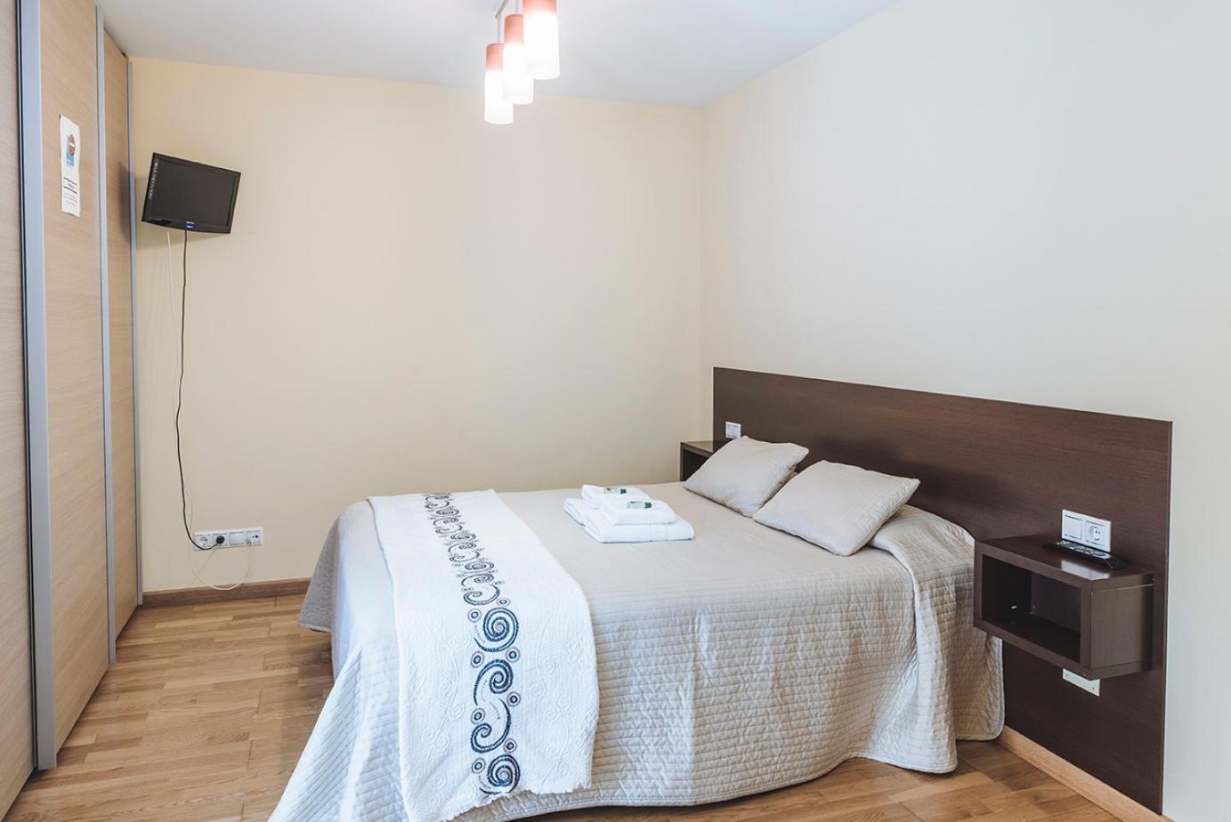 Double Room - Photo 15