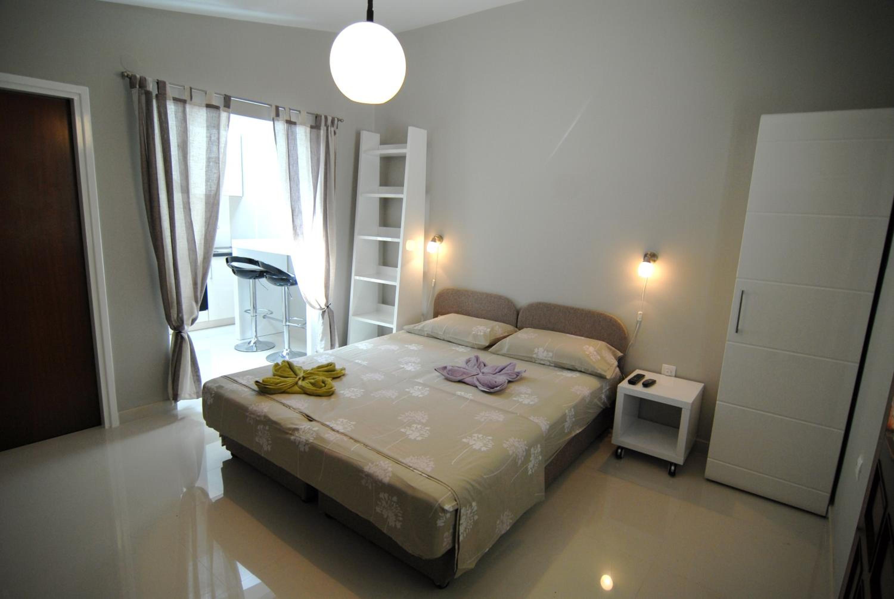 Comfort Studio with Twin Bed and Terrace photo 1