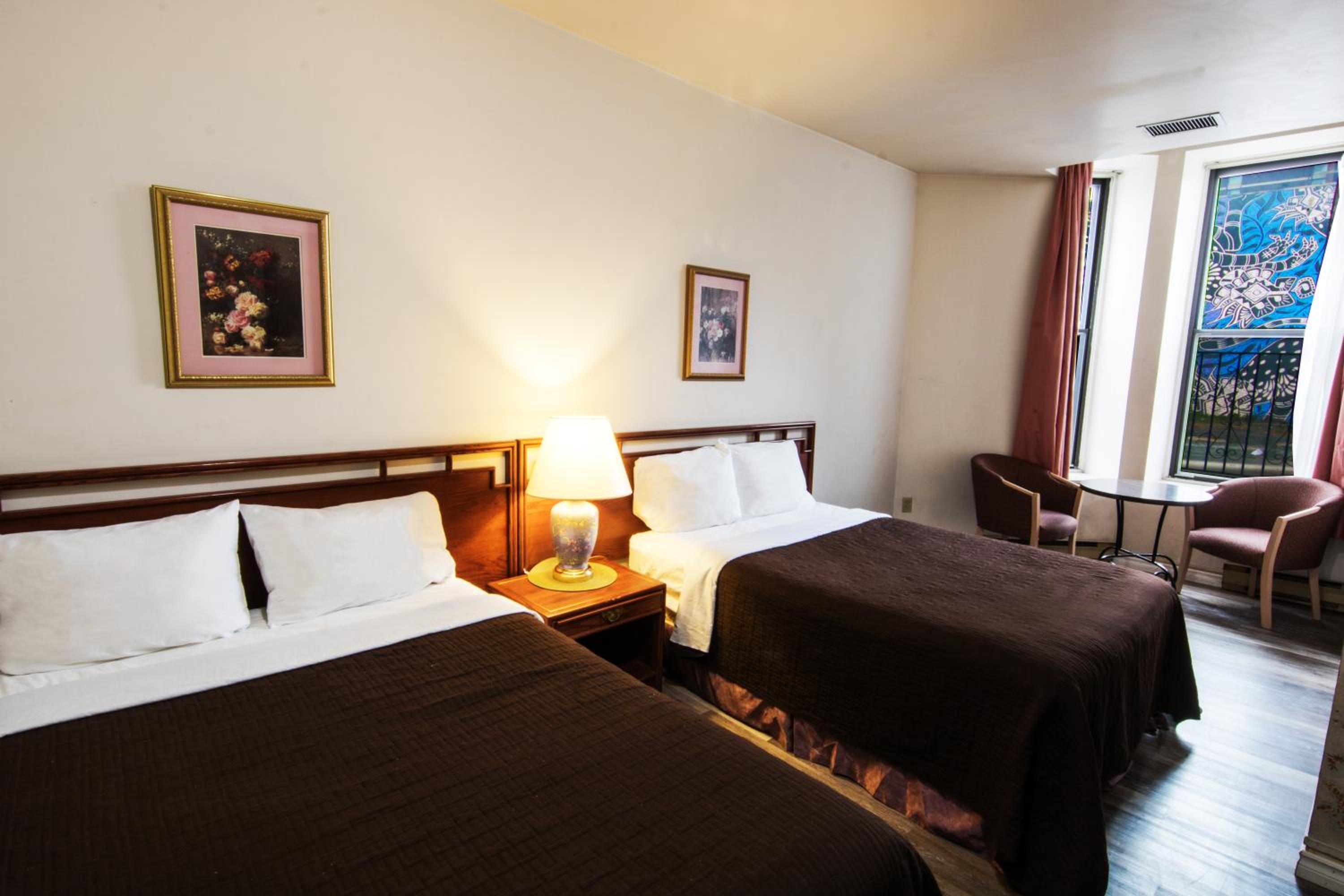 Double Room with Two Double Beds - Photo 3