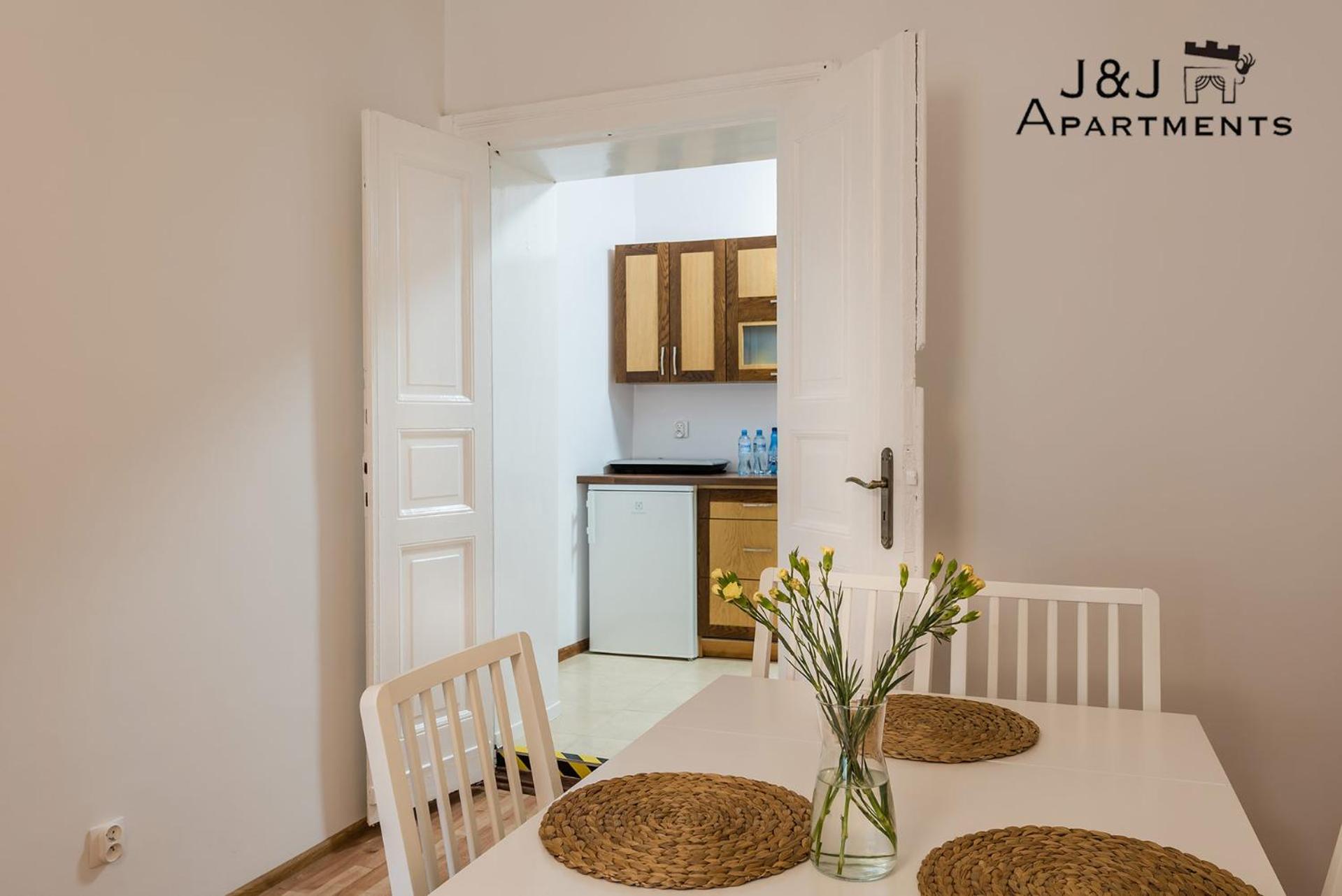 Apartment - Photo 19