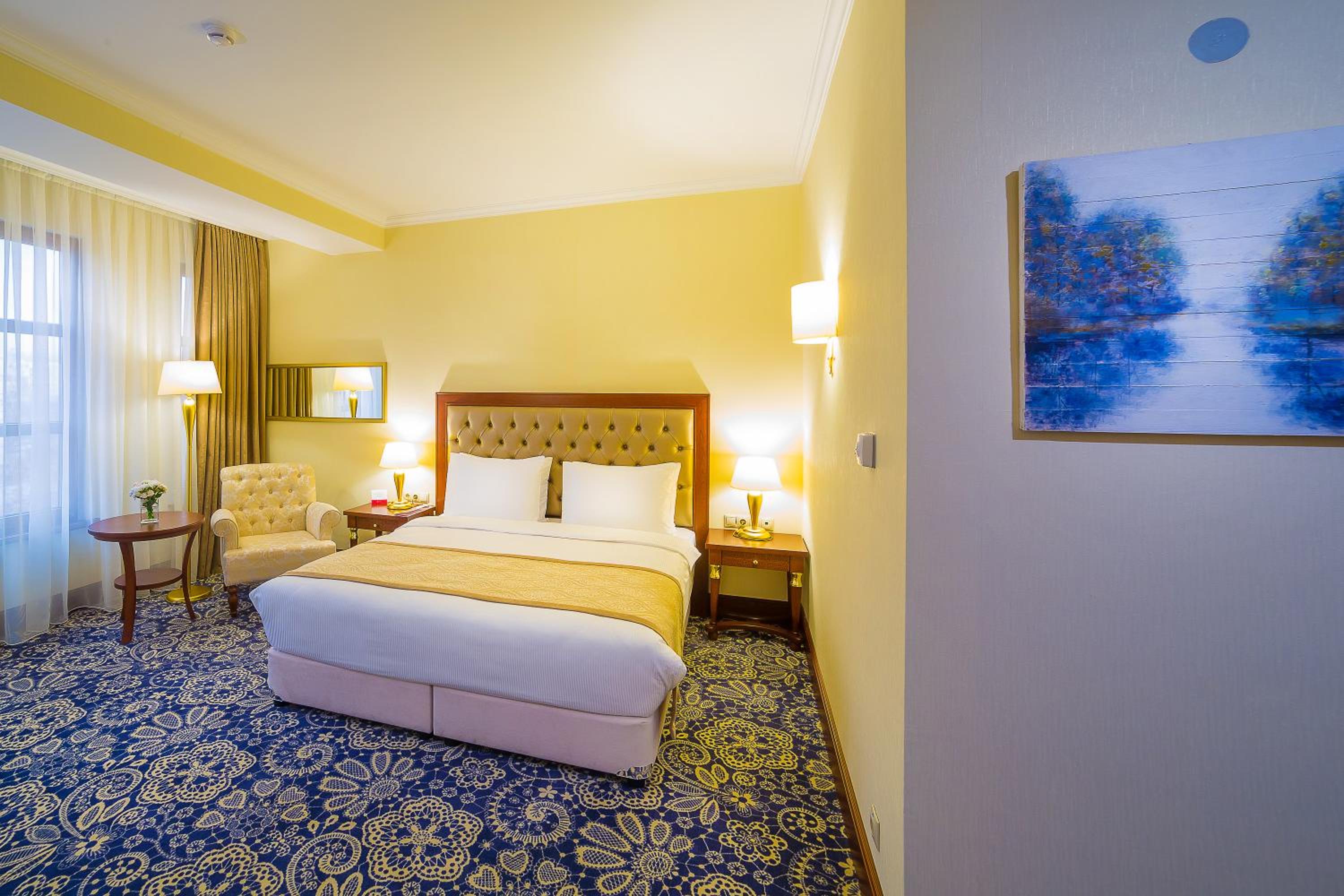 King Bed Room