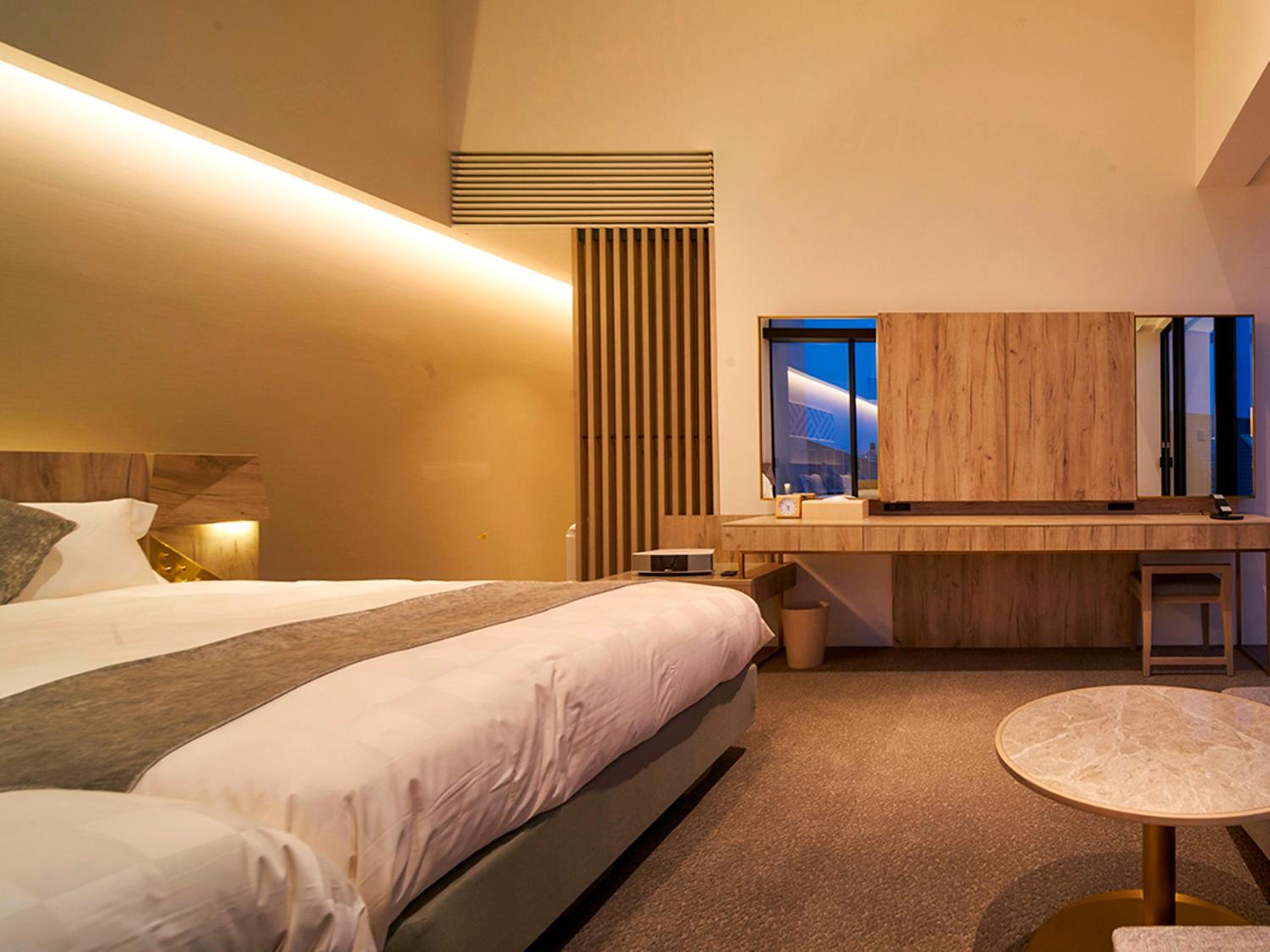 Deluxe Twin with Terrace and Private Outdoor Jacuzzi(Club Lounge Access Included) - Photo 17