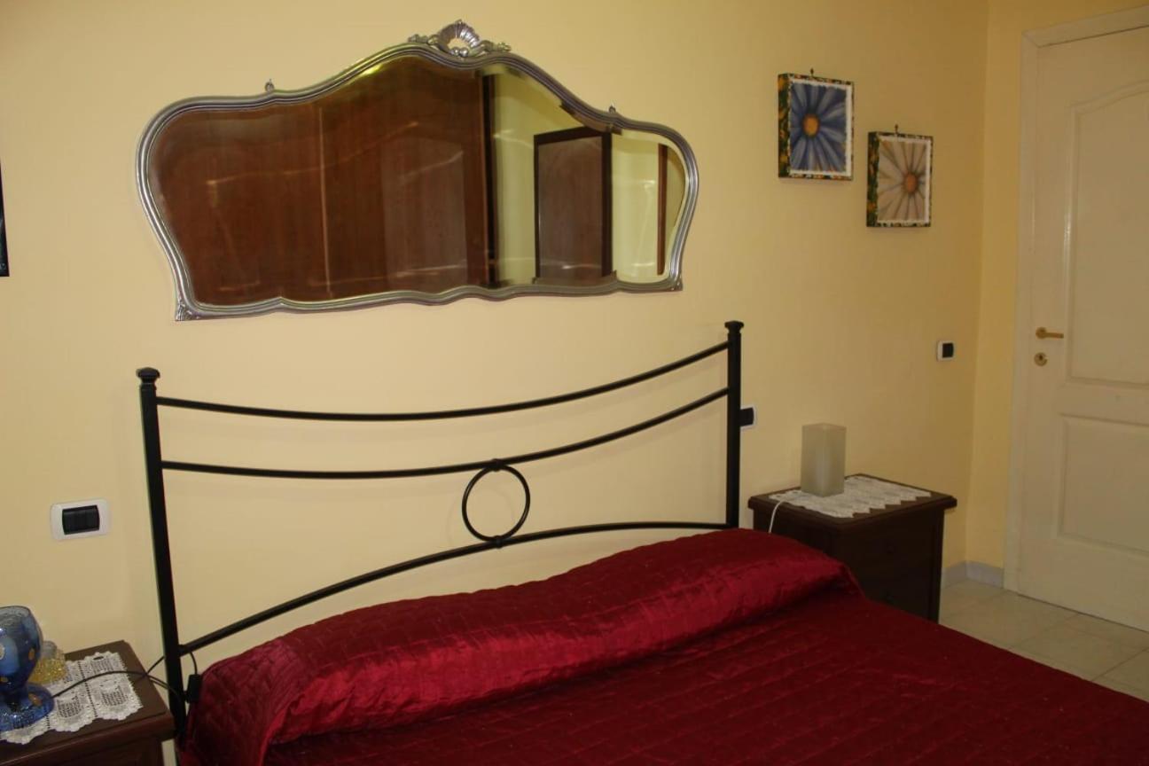 One-Bedroom Apartment - Photo 8