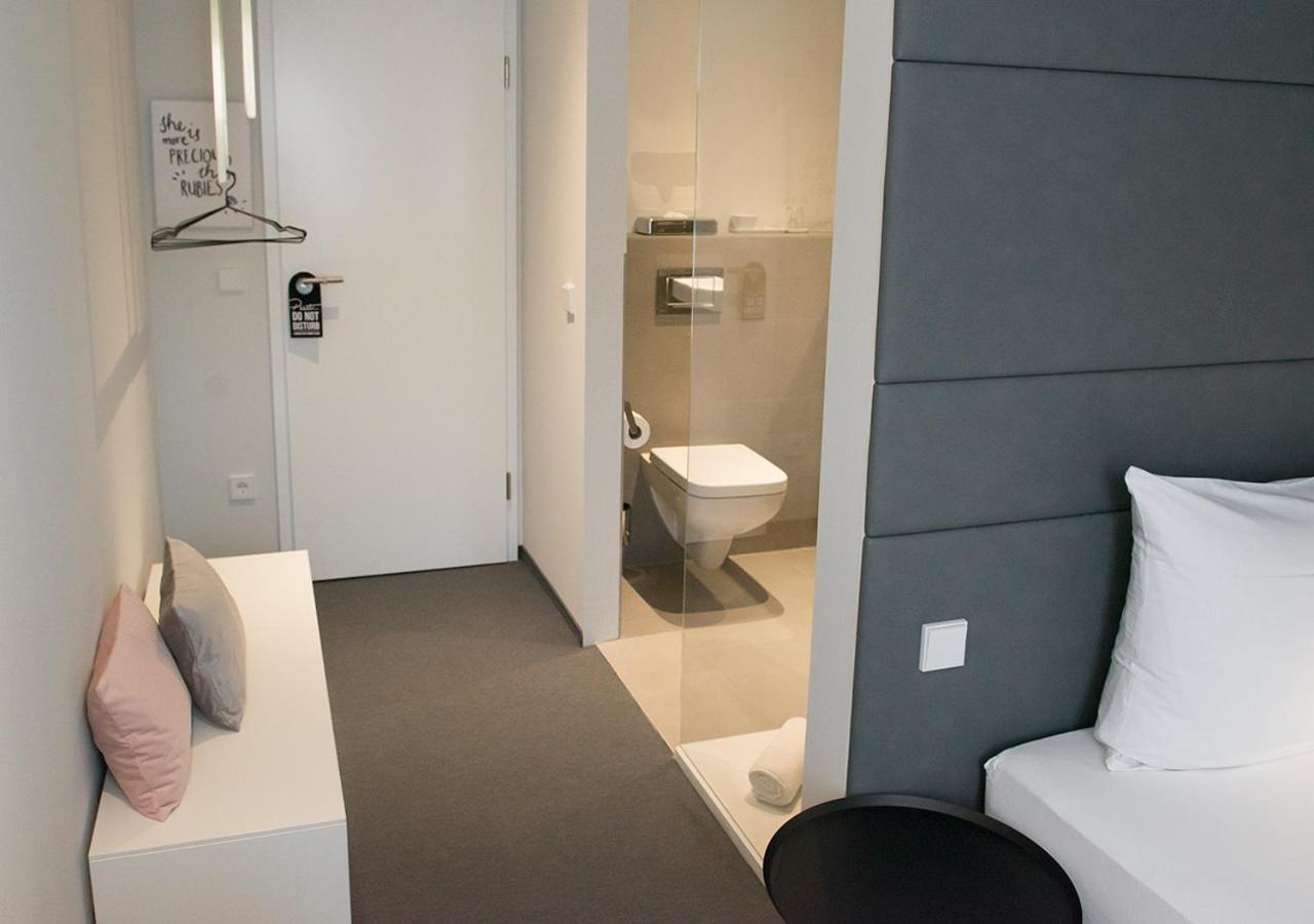 Premium Single Room