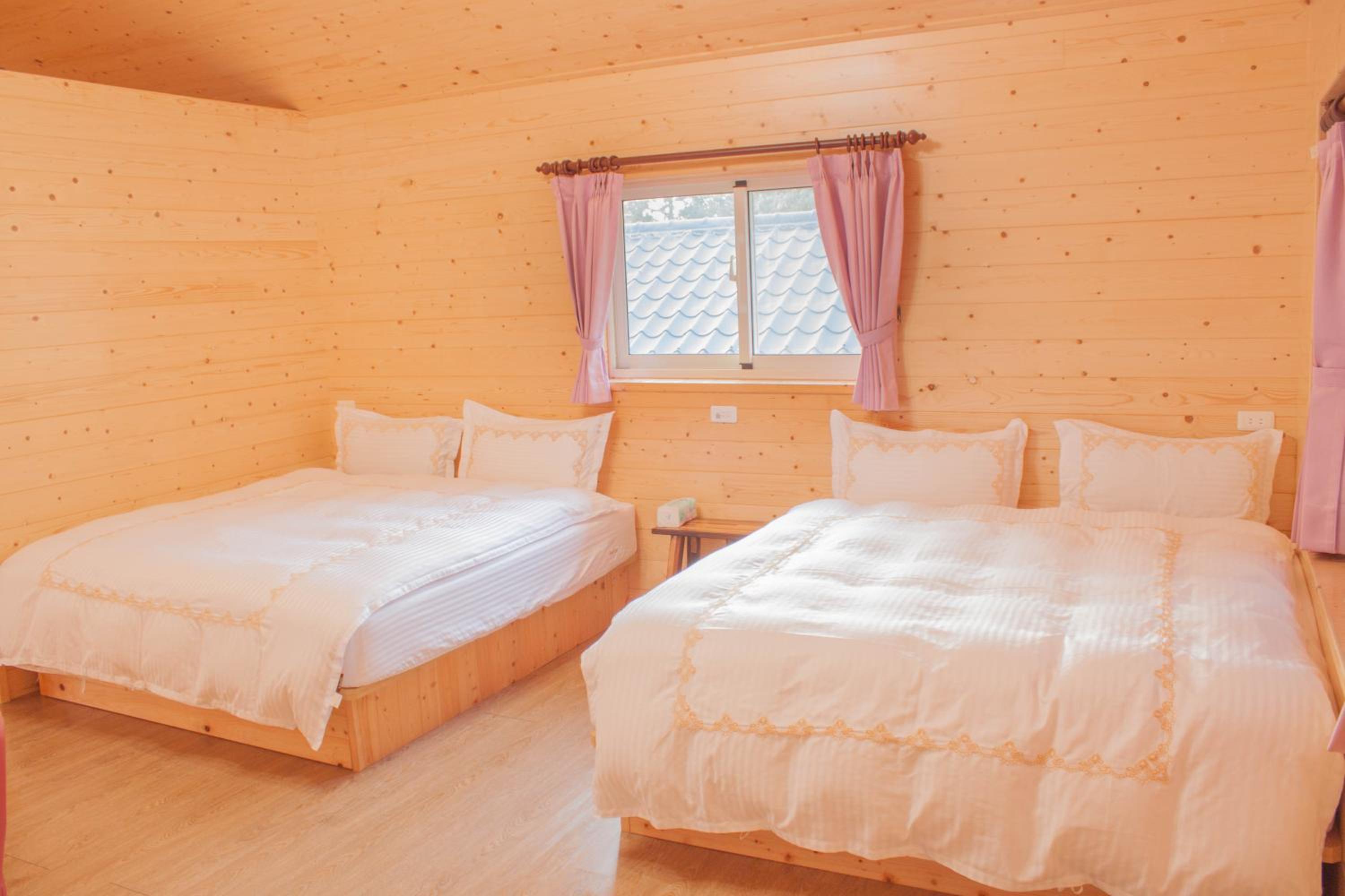 Deluxe Quadruple Room photo 3