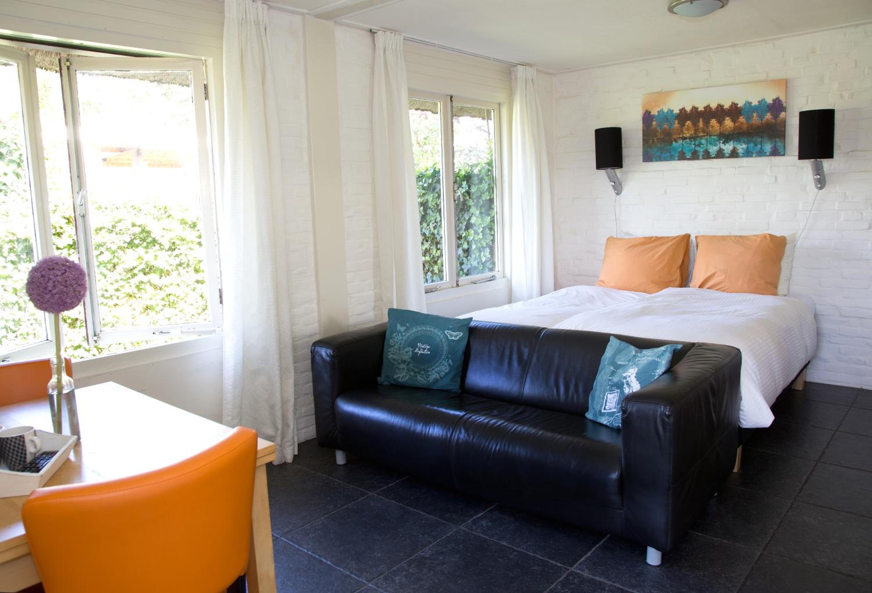 Apartment with Double or Twin bed photo 1