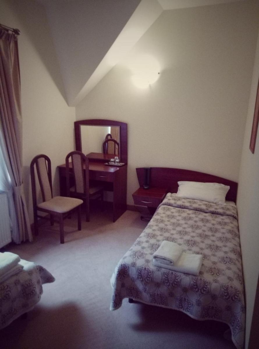 Double Room - Photo 3