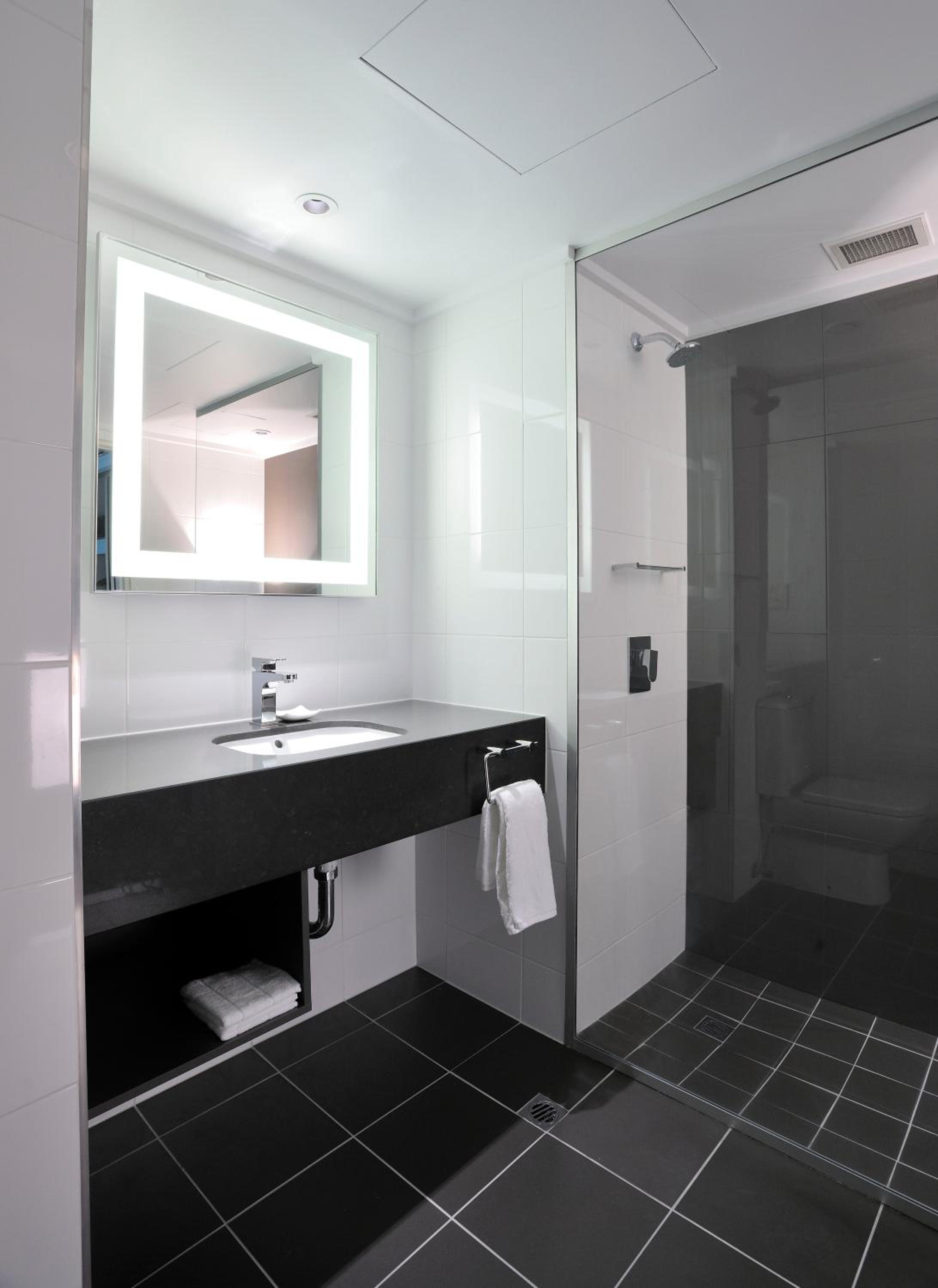 Standard Queen Room - Photo 5