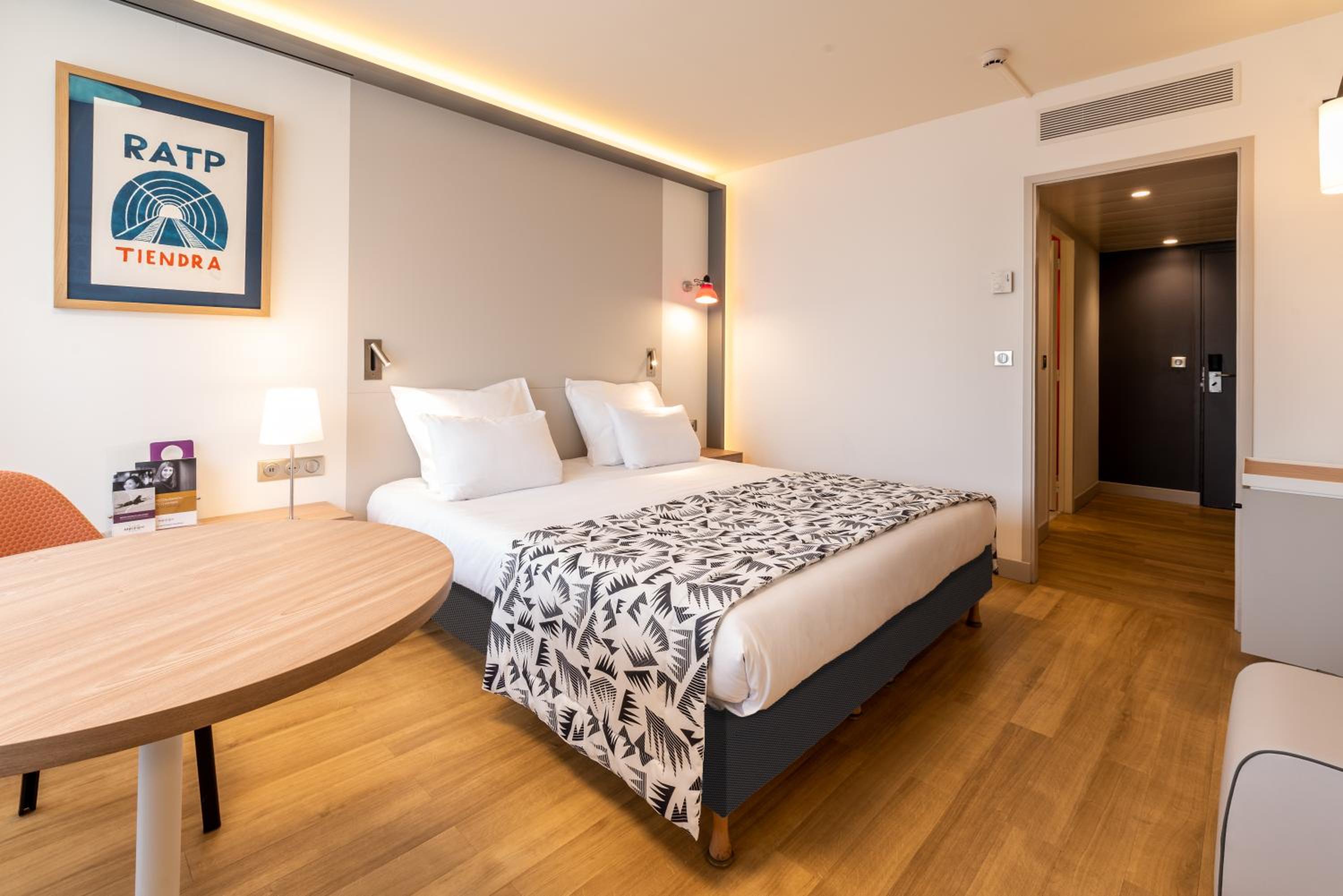 Classic  Double Room
