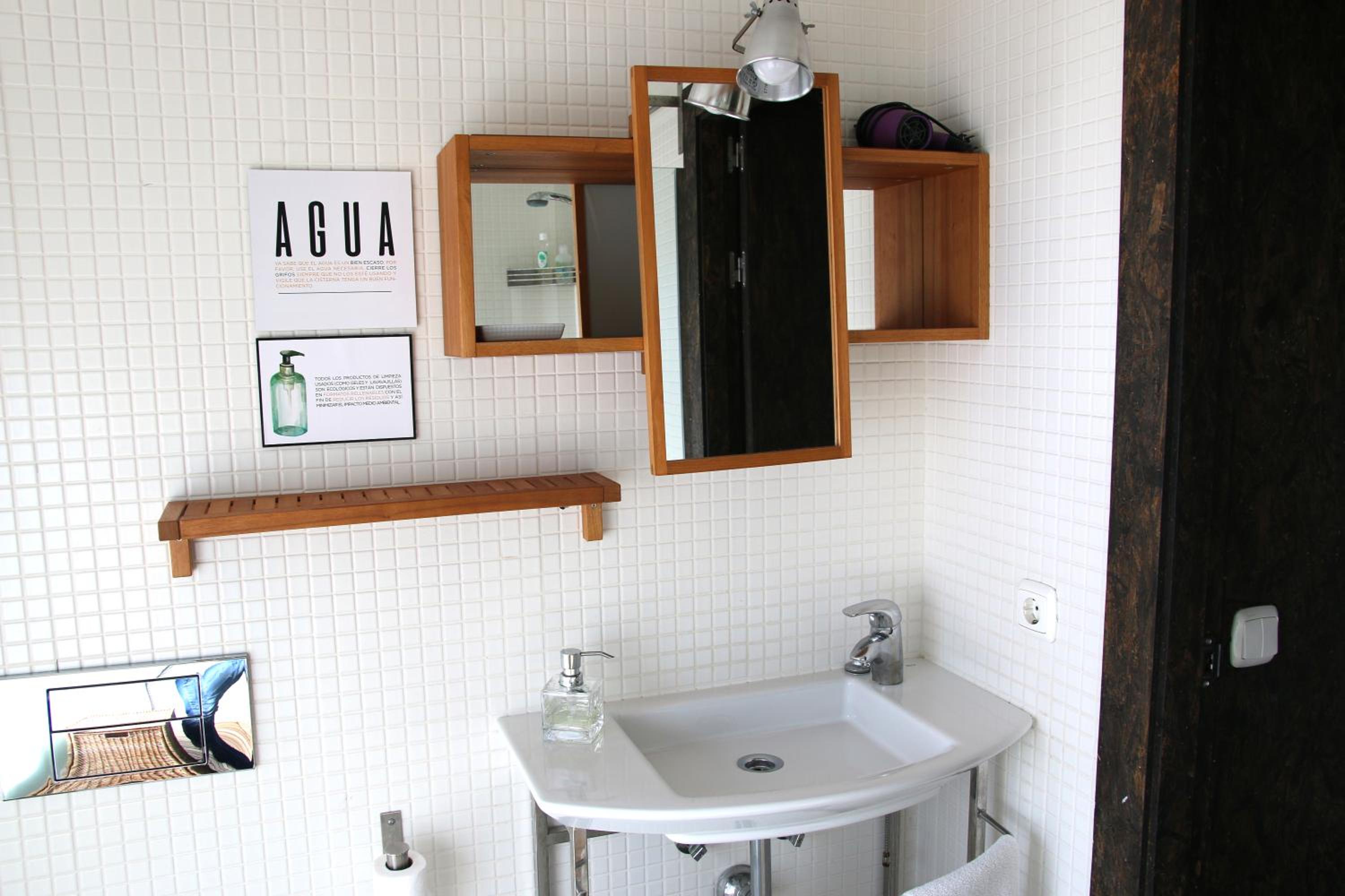 Apartment (4 Adults) photo 3
