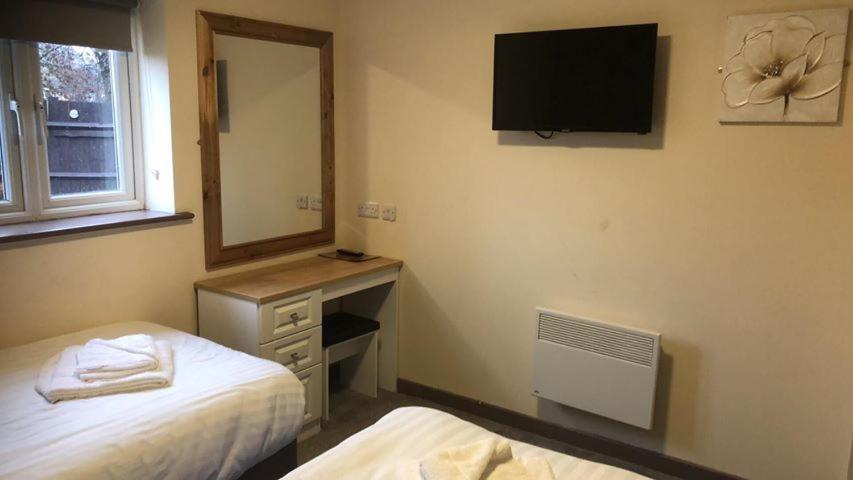 Twin Room - Photo 4