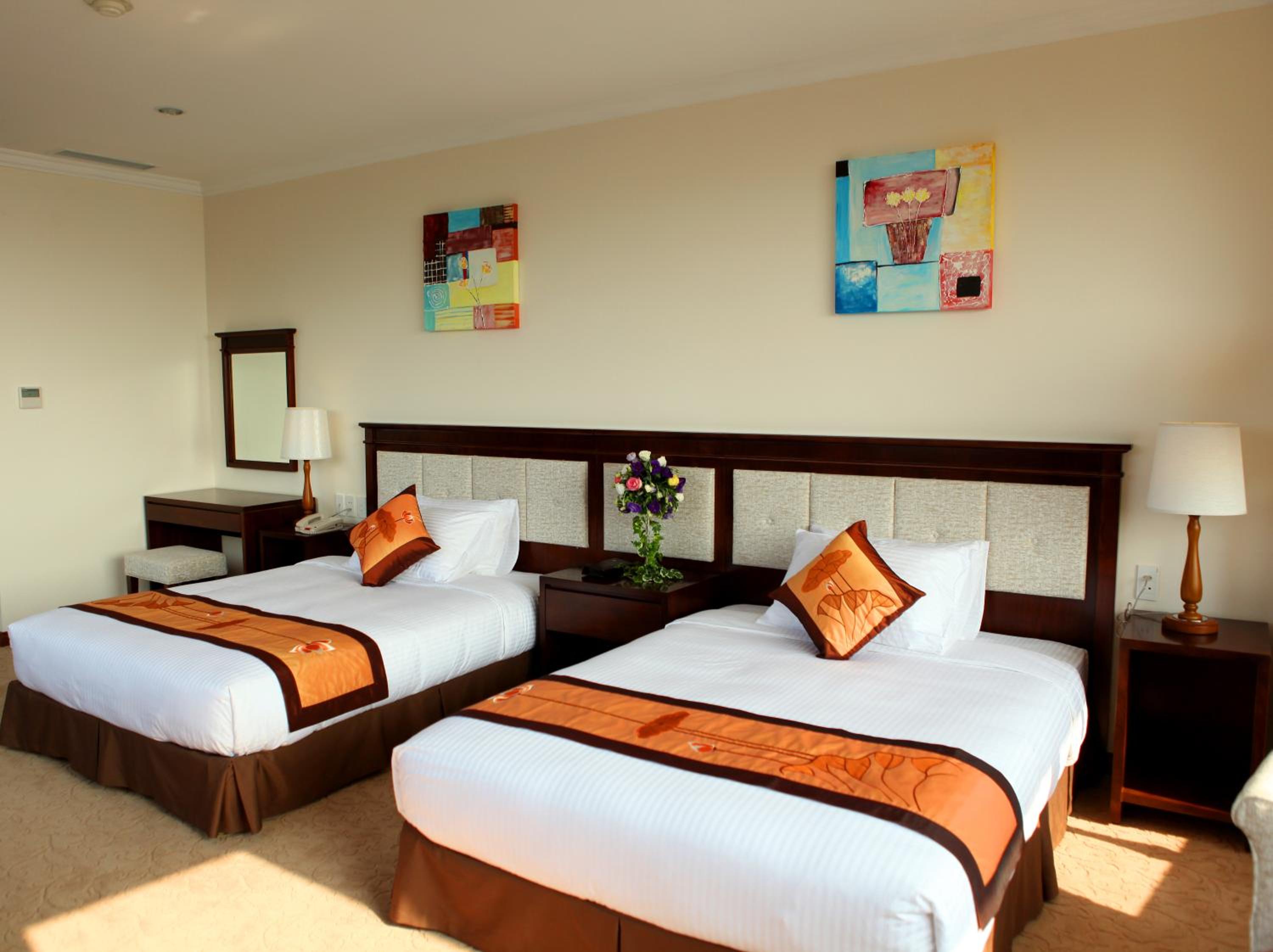 Deluxe Twin Room photo 2