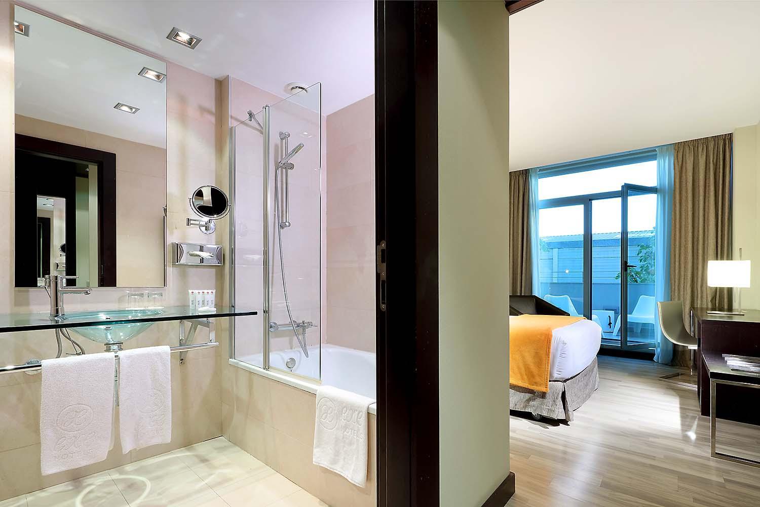 Double Room with Terrace - Photo 8