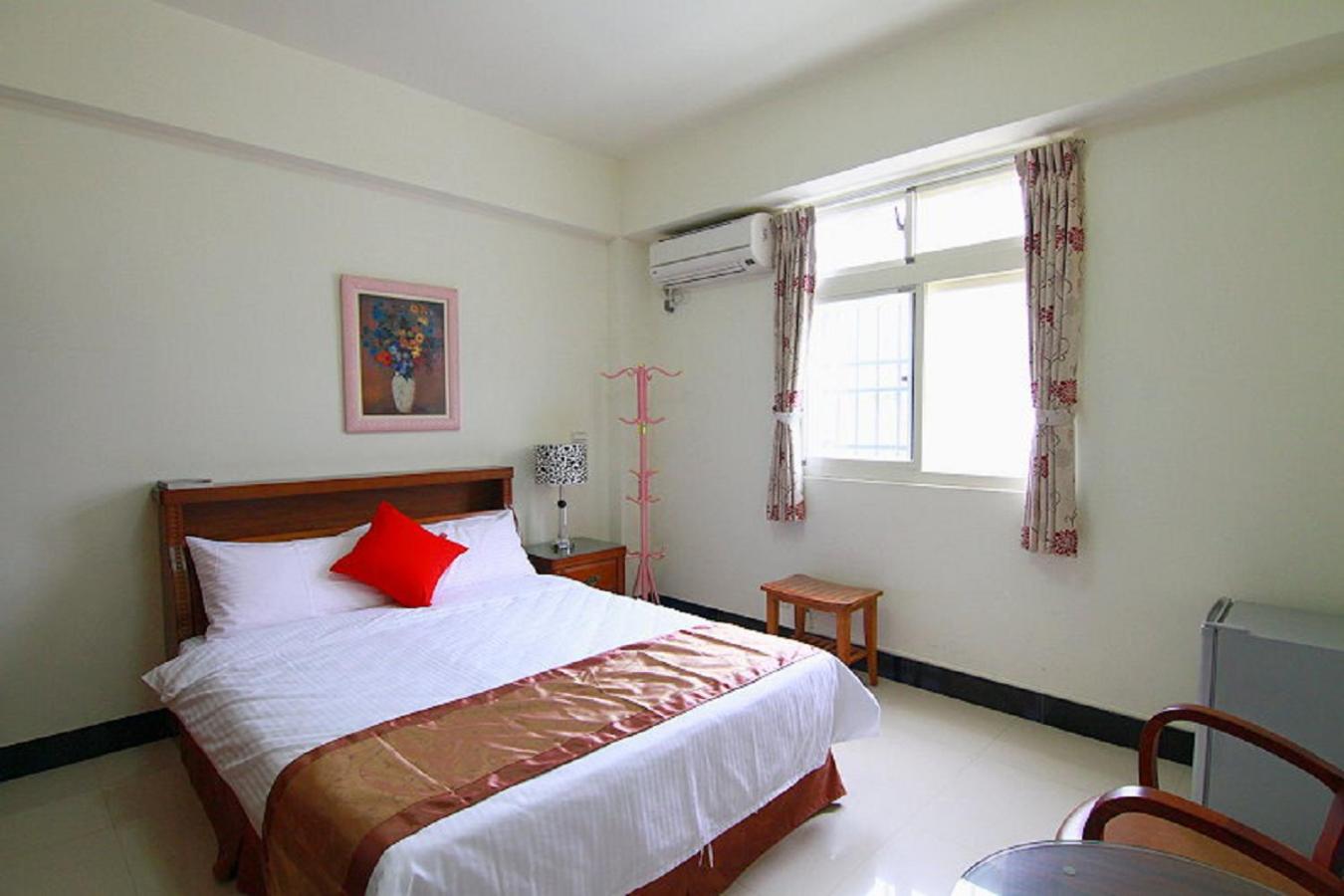 Standard Double Room photo 3