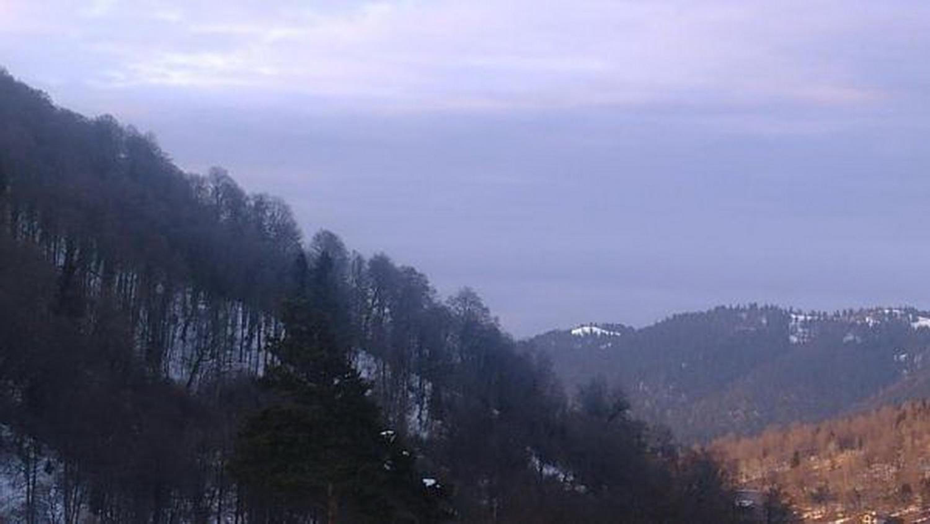 Apartment with Mountain View photo 3
