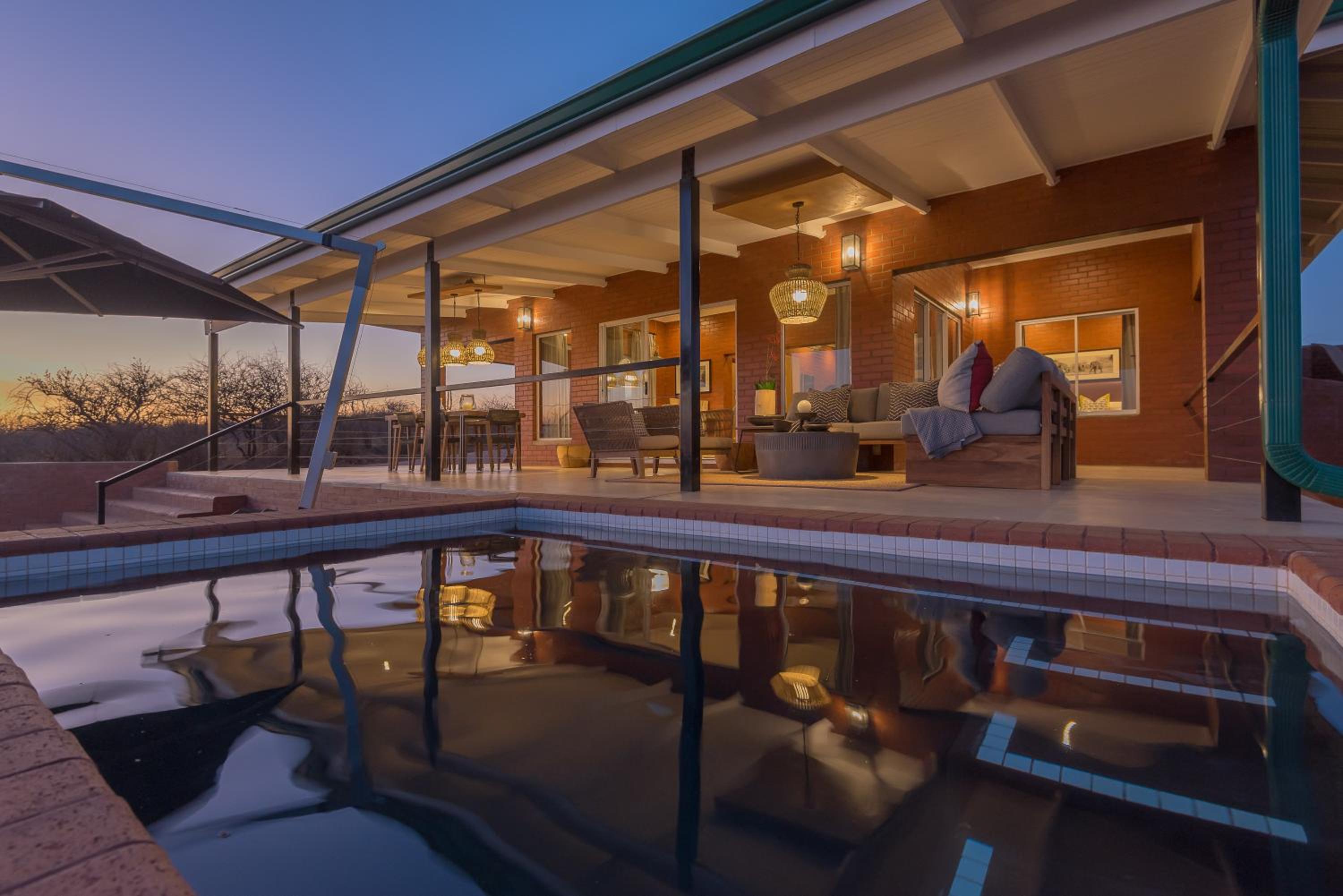 Luxury Suite photo 2