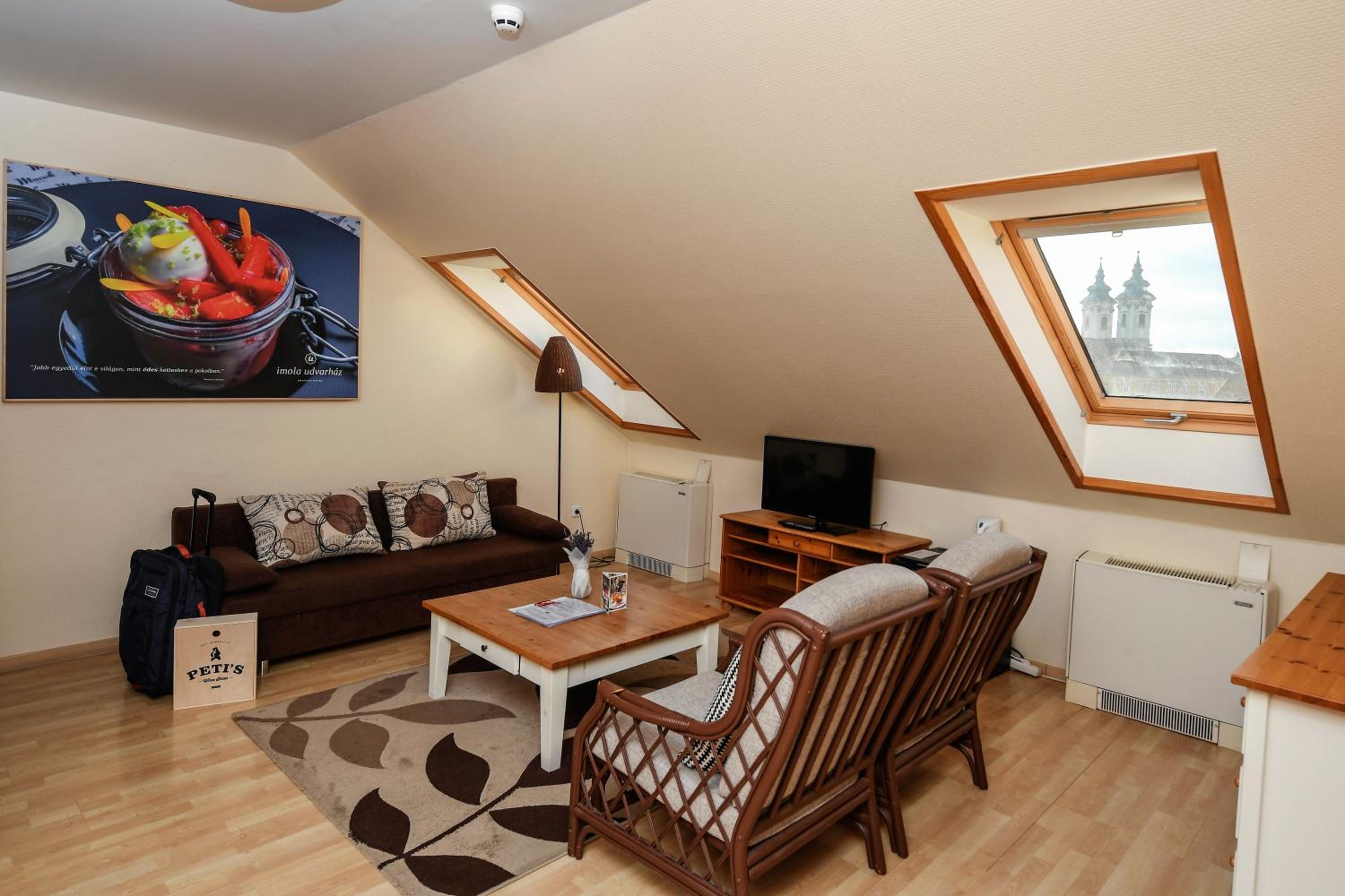 Two-Bedroom Apartment - Photo 15