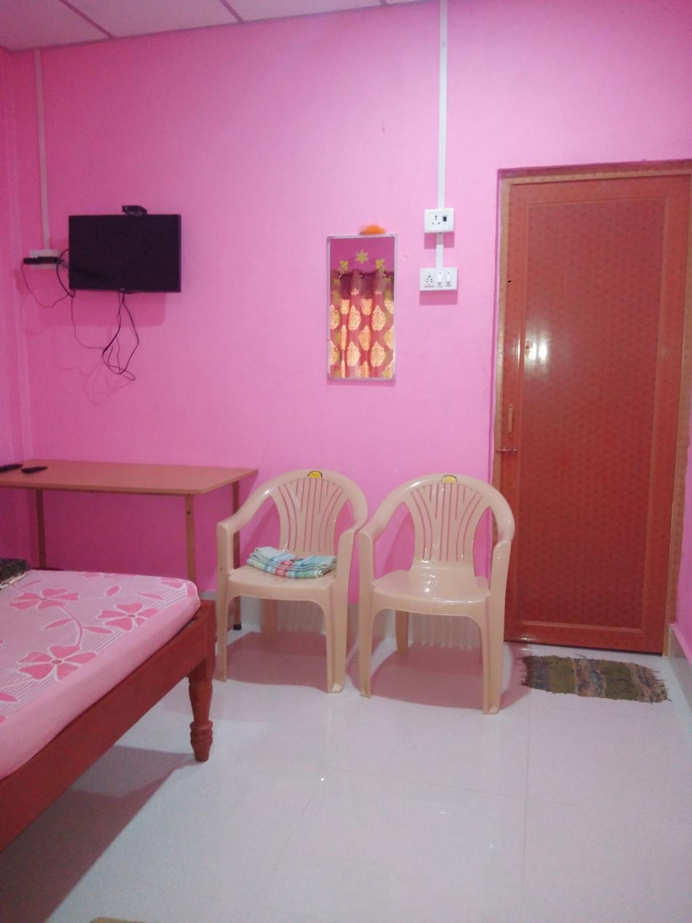 Standard Double Room photo 3