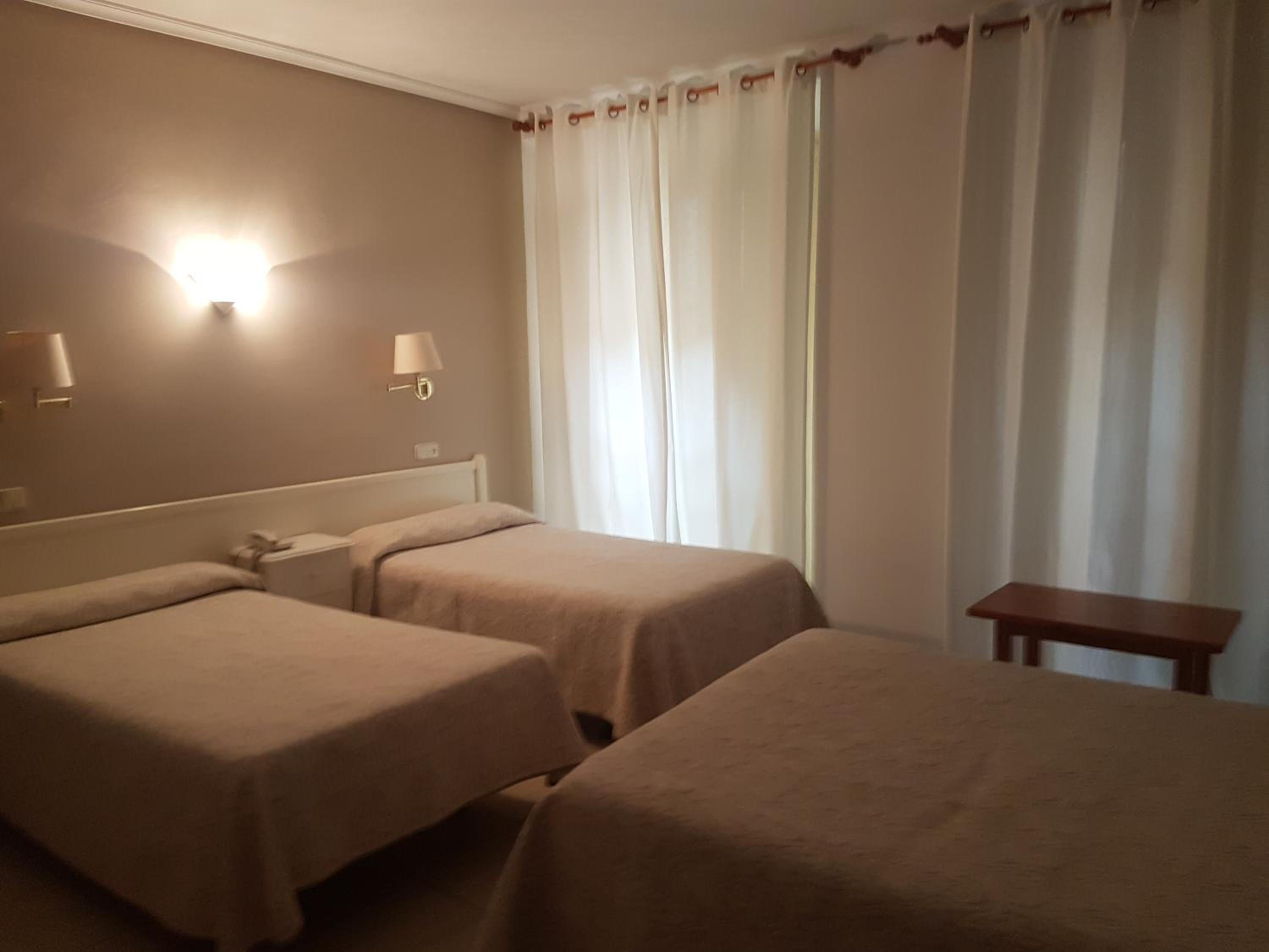 Triple Room photo 2