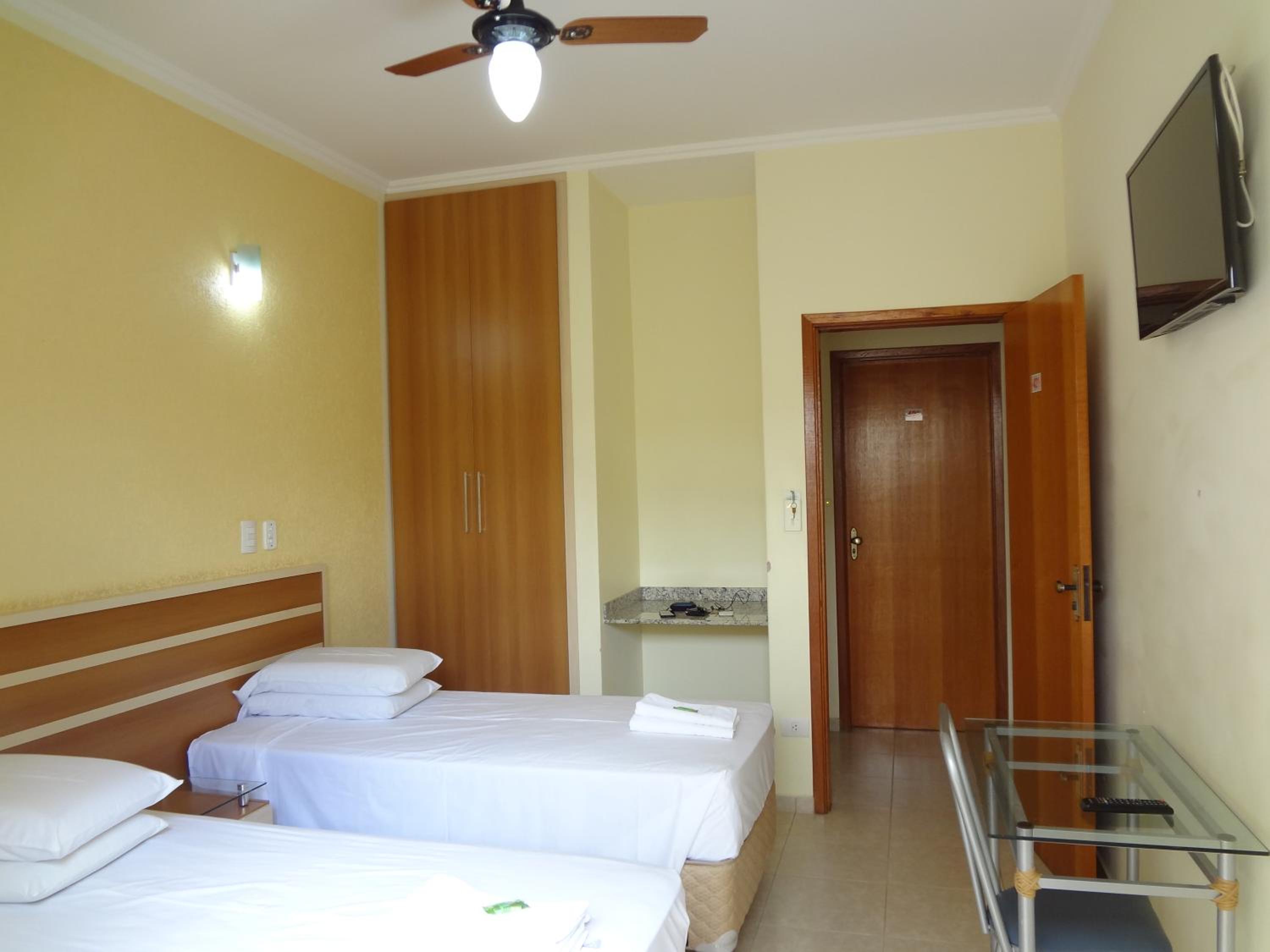 Twin Room photo 1