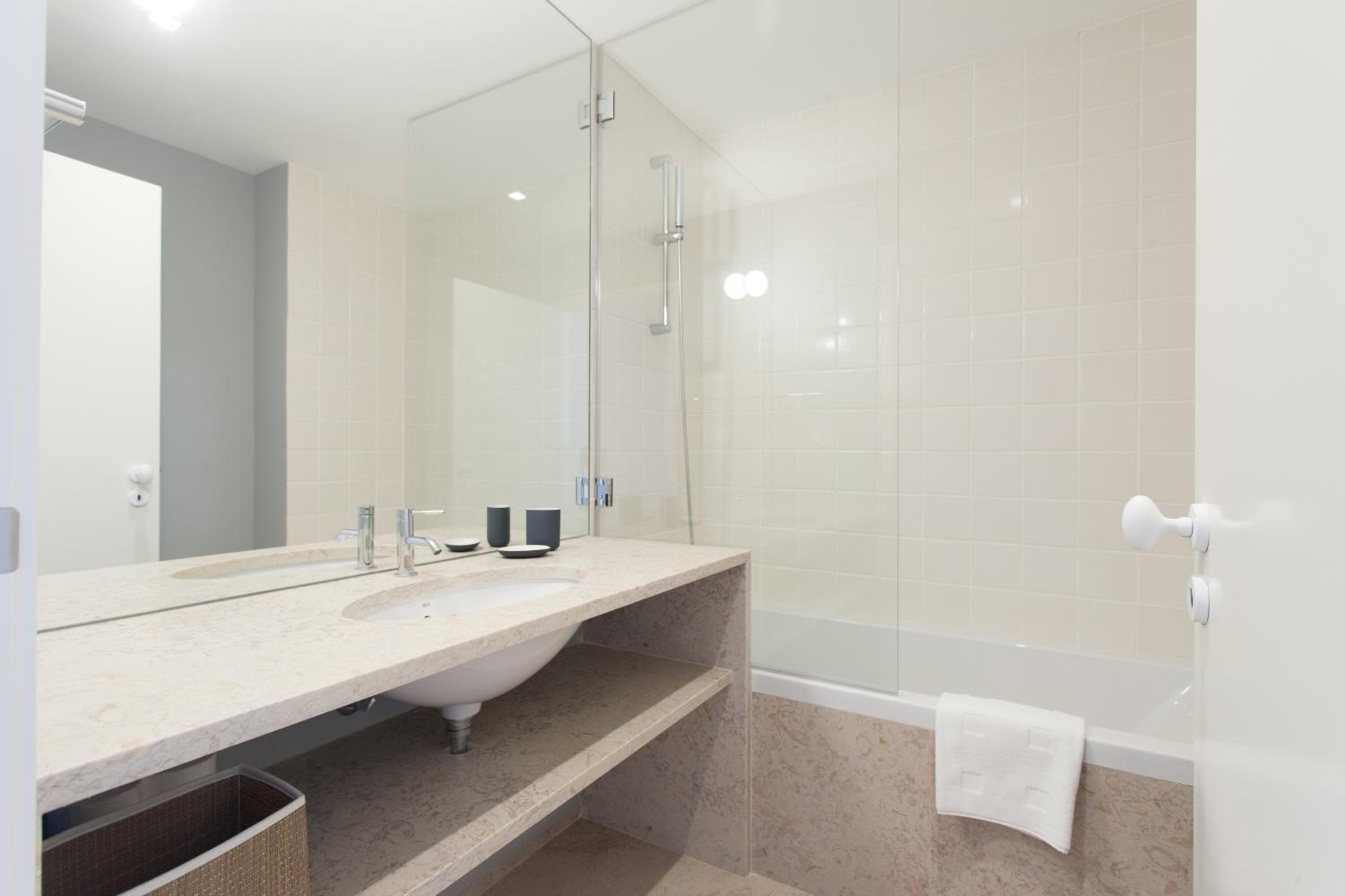 Two-Bedroom Apartment - Photo 4