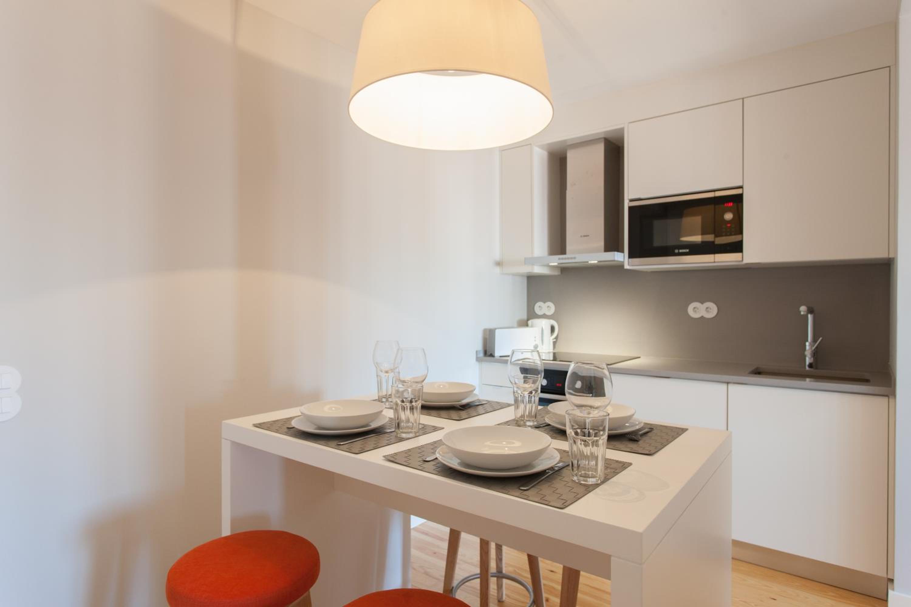 Two-Bedroom Apartment - Photo 6