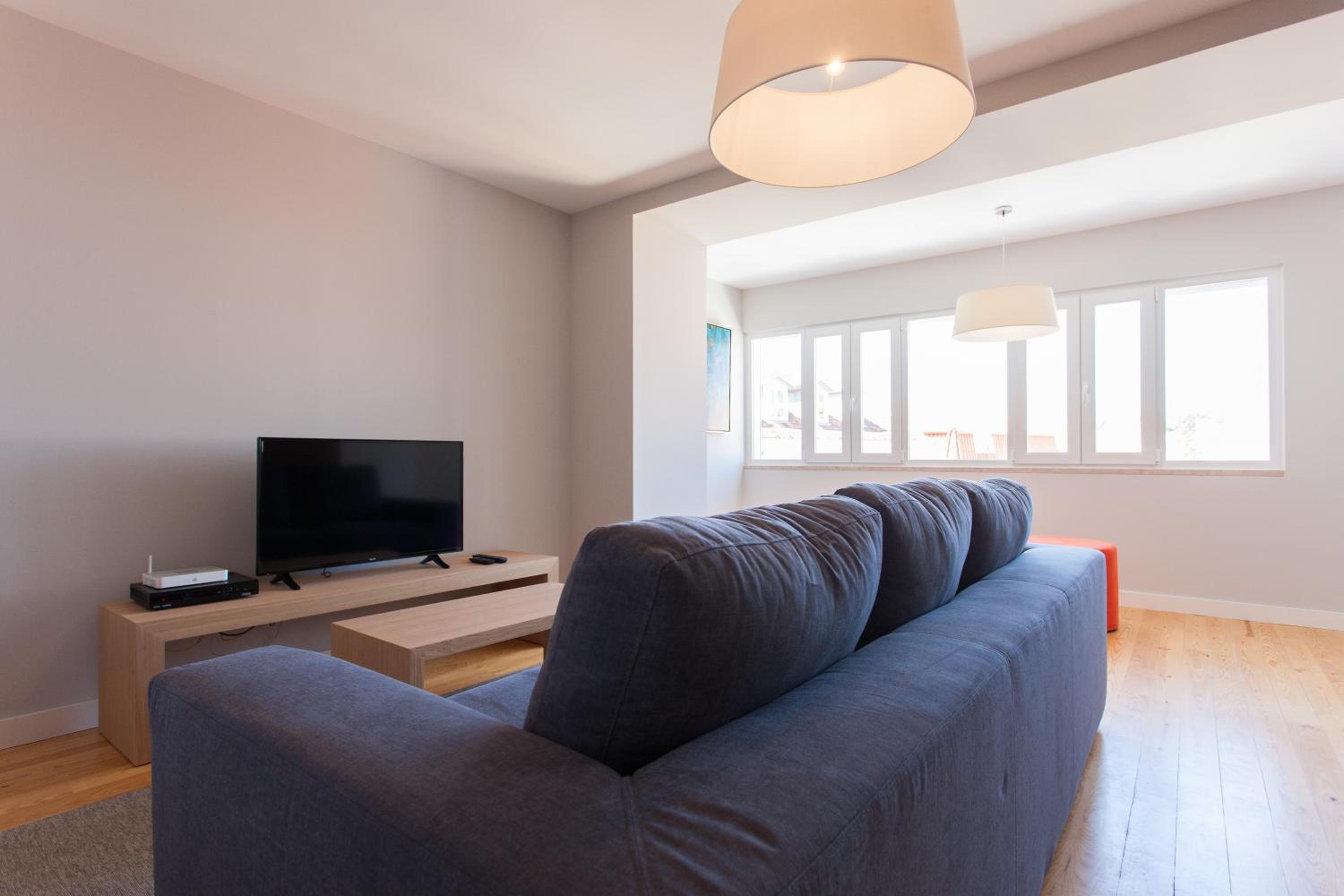 Two-Bedroom Apartment - Photo 8