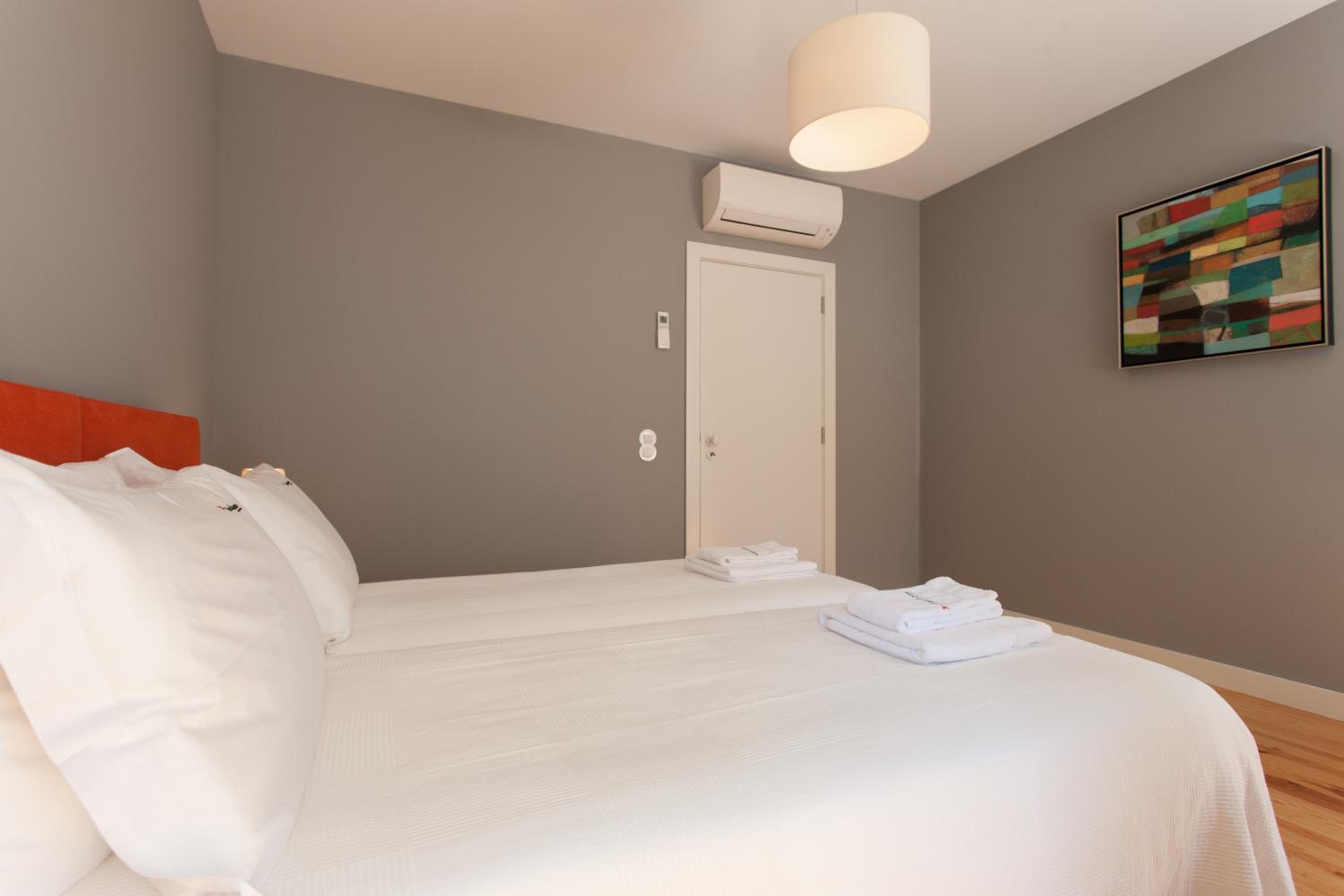 One-Bedroom Apartment - Photo 13