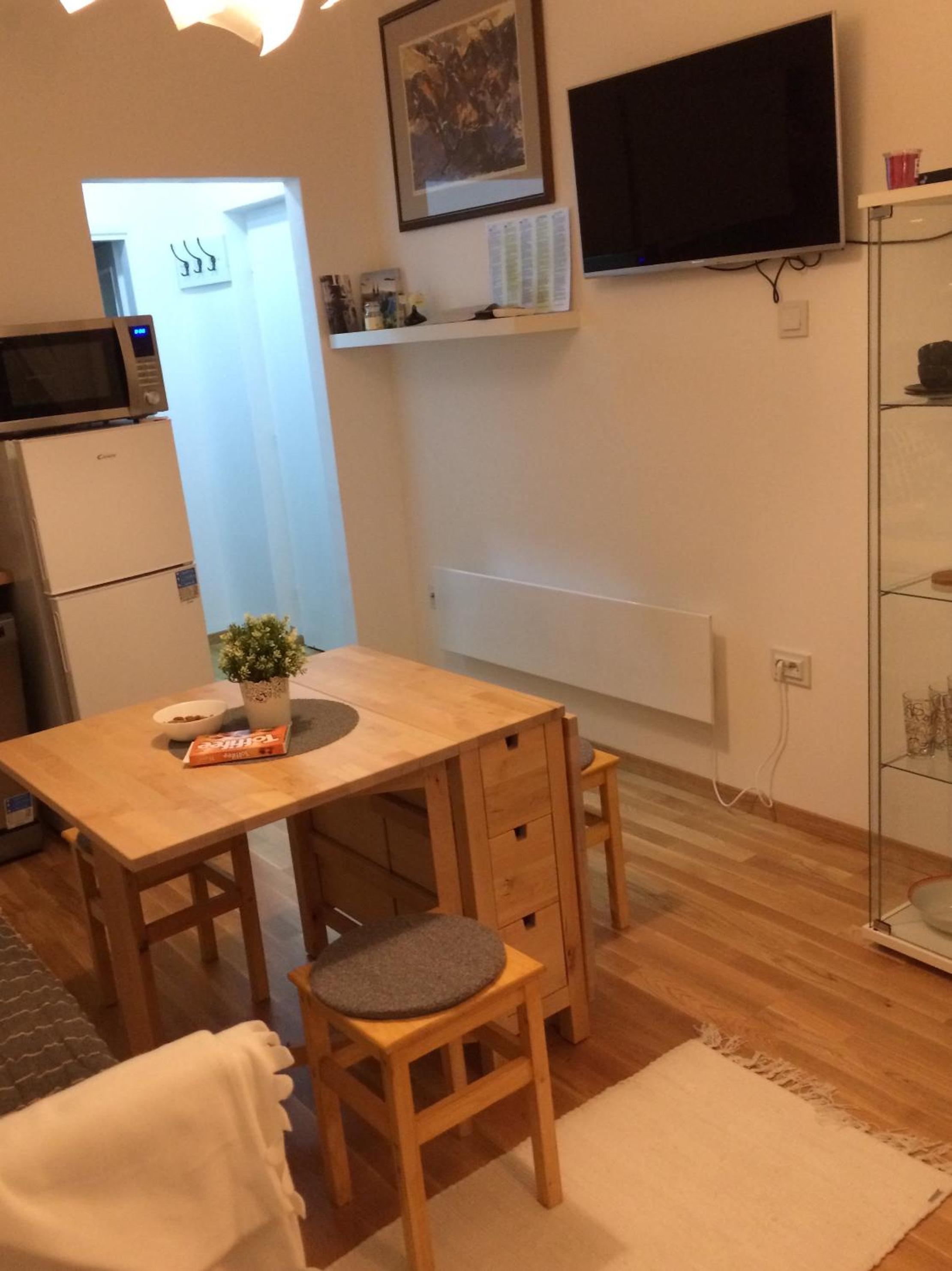 Studio Apartment - Photo 10
