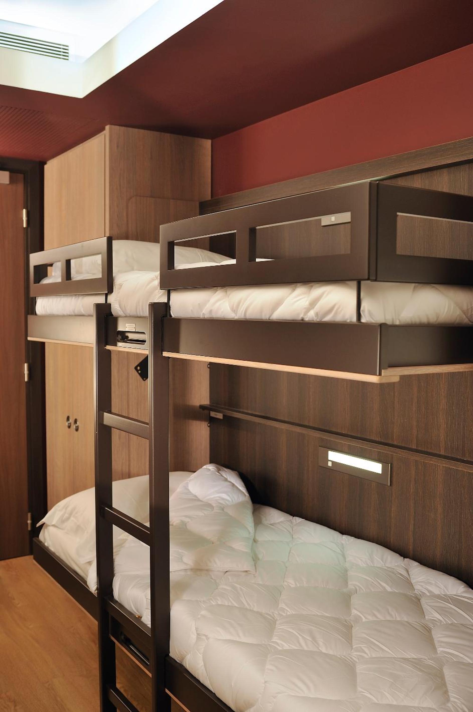 One-Bedroom Apartment (3 Adults + 2 Children) photo 1