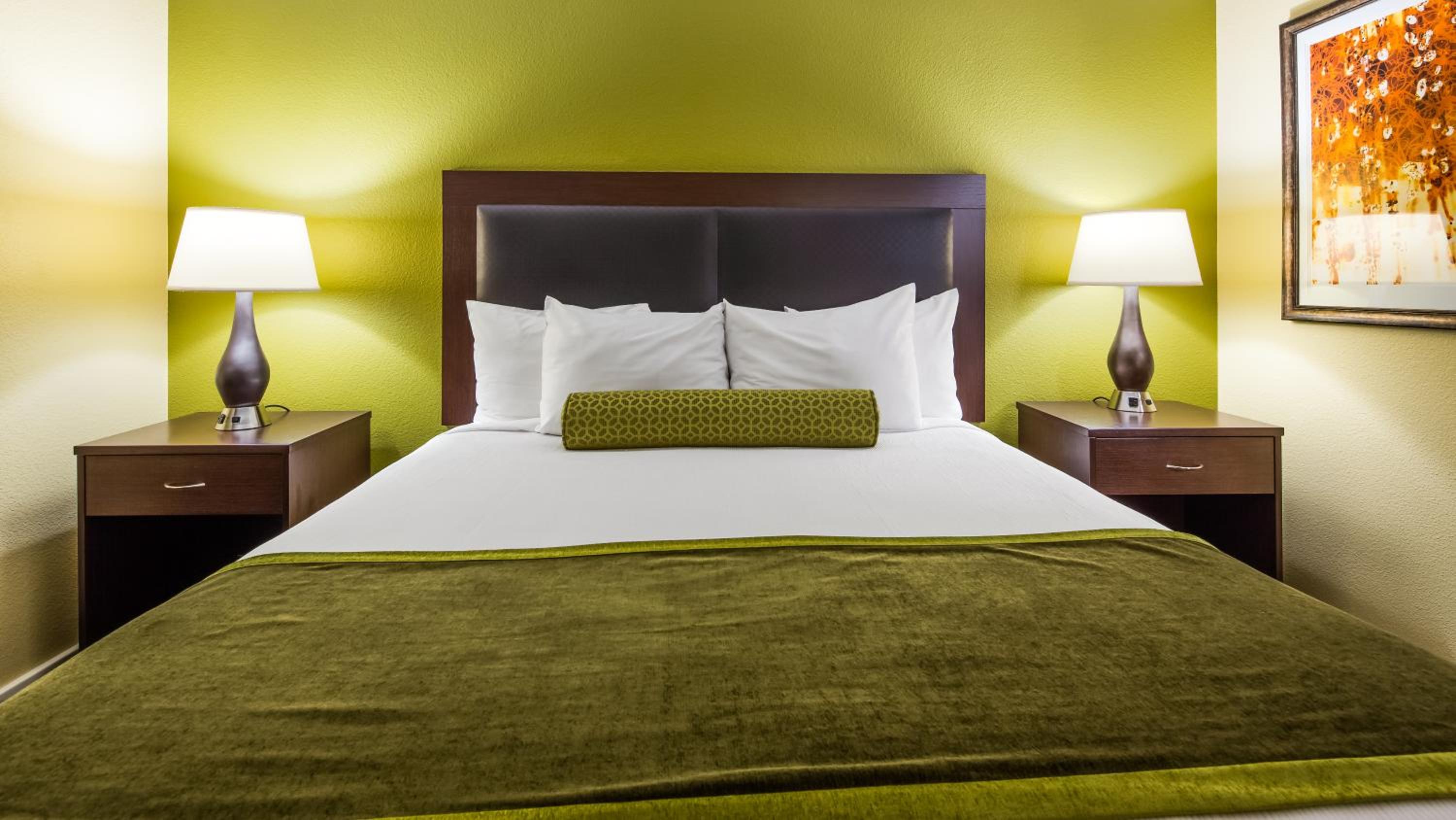 Junior Suite (No Resort Fees + Free Parking) photo 1