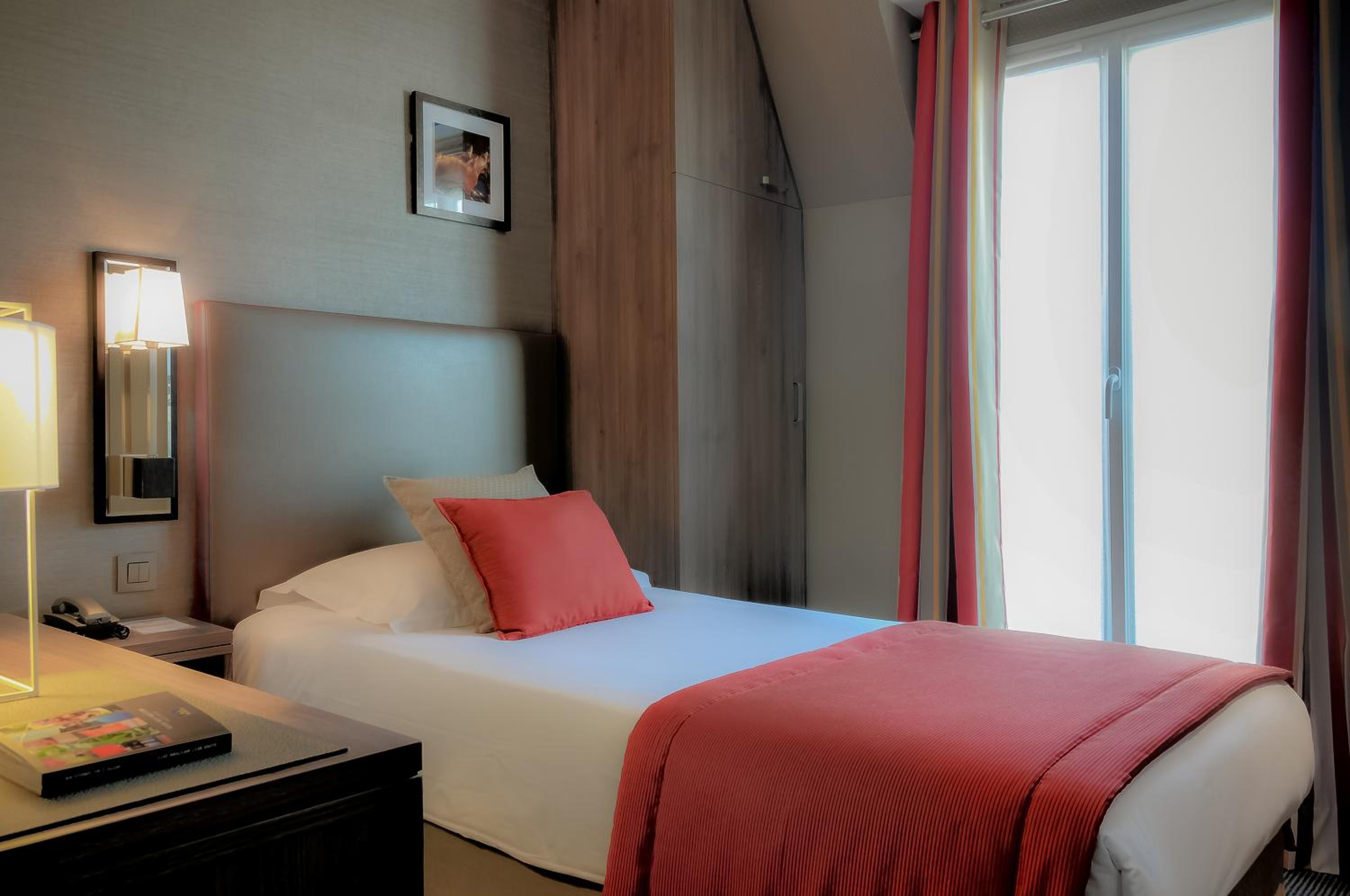 Single Room photo 1