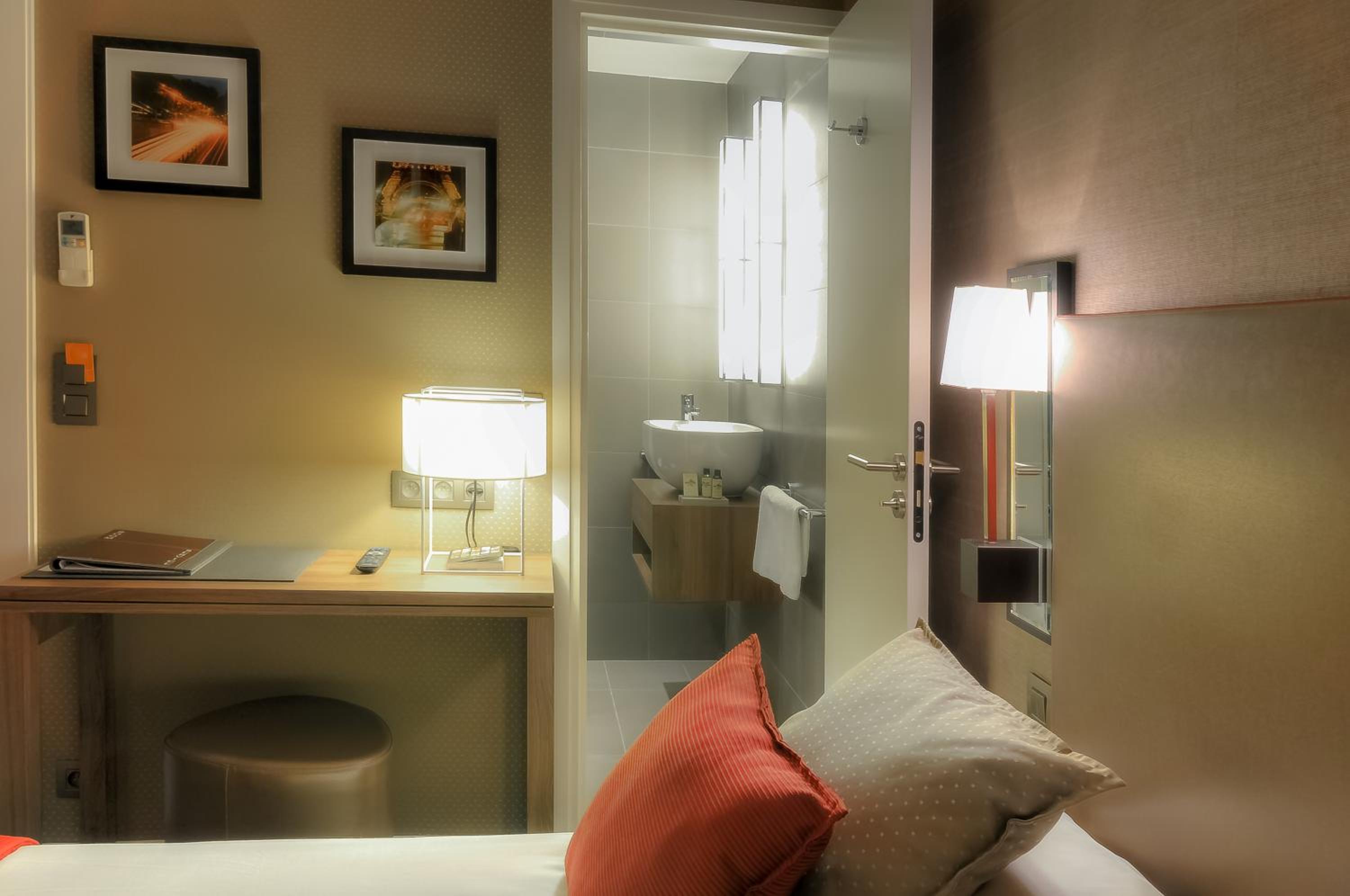 Single Room photo 3
