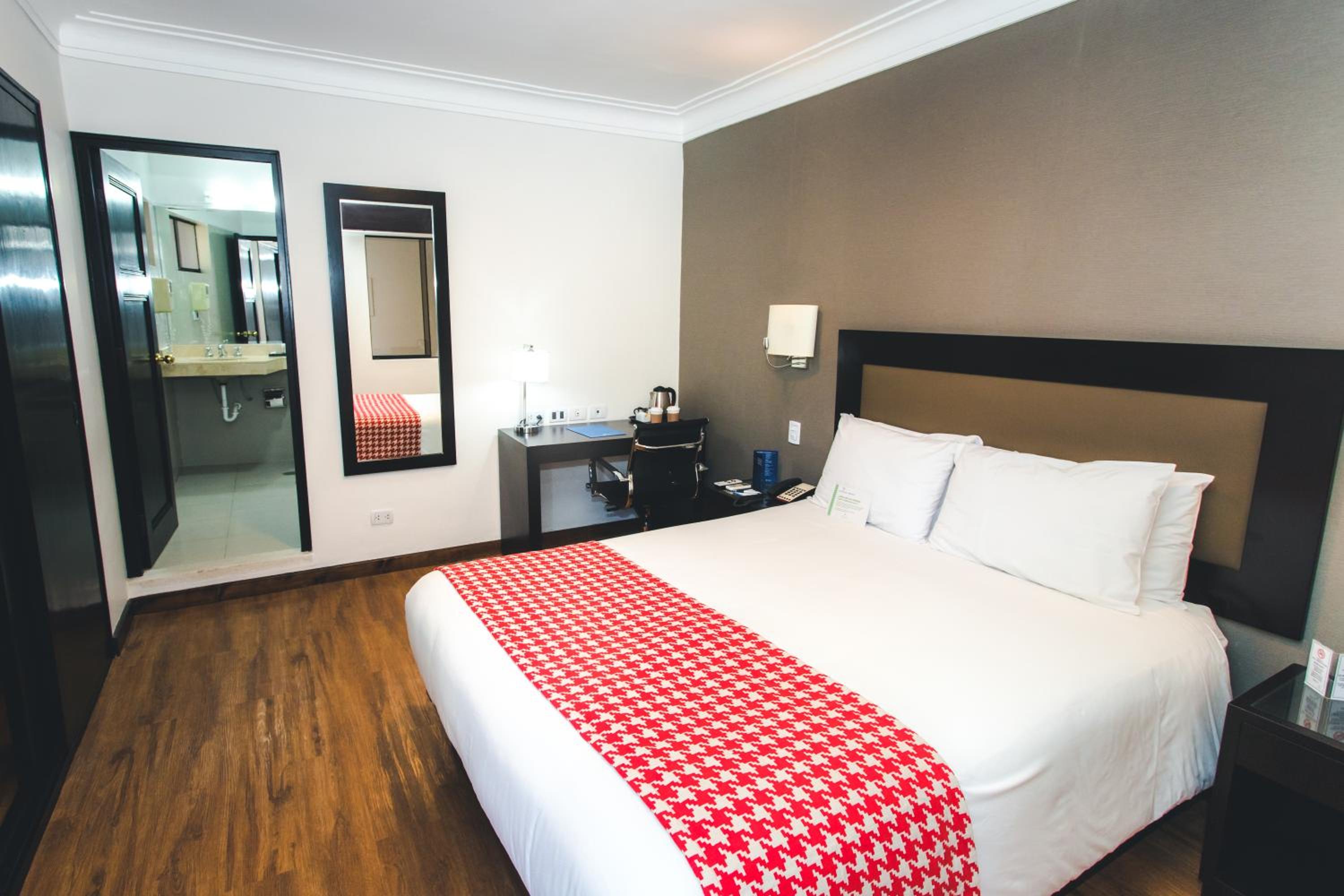 Double Room - Photo 1