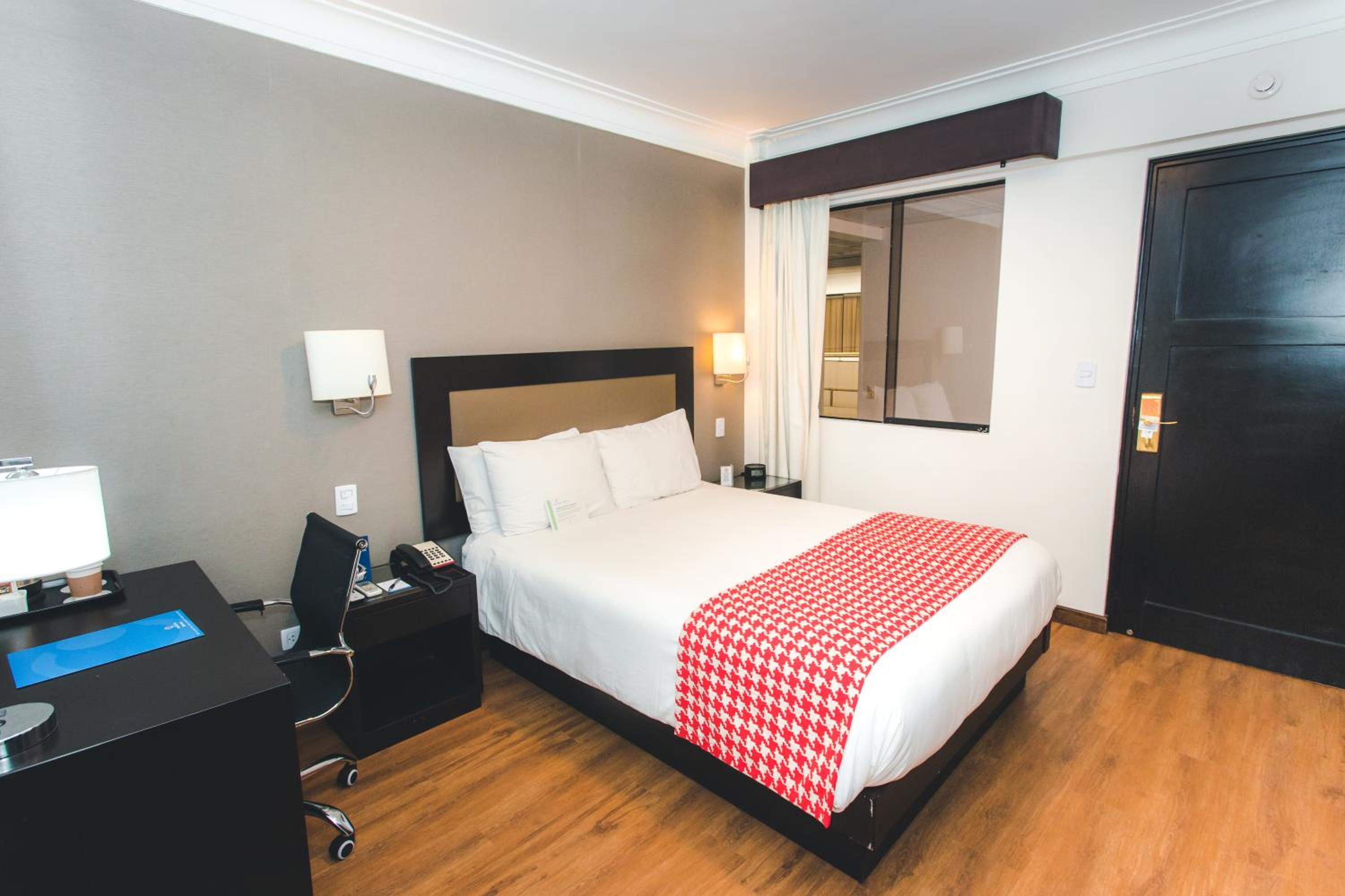 Single Room - Photo 2